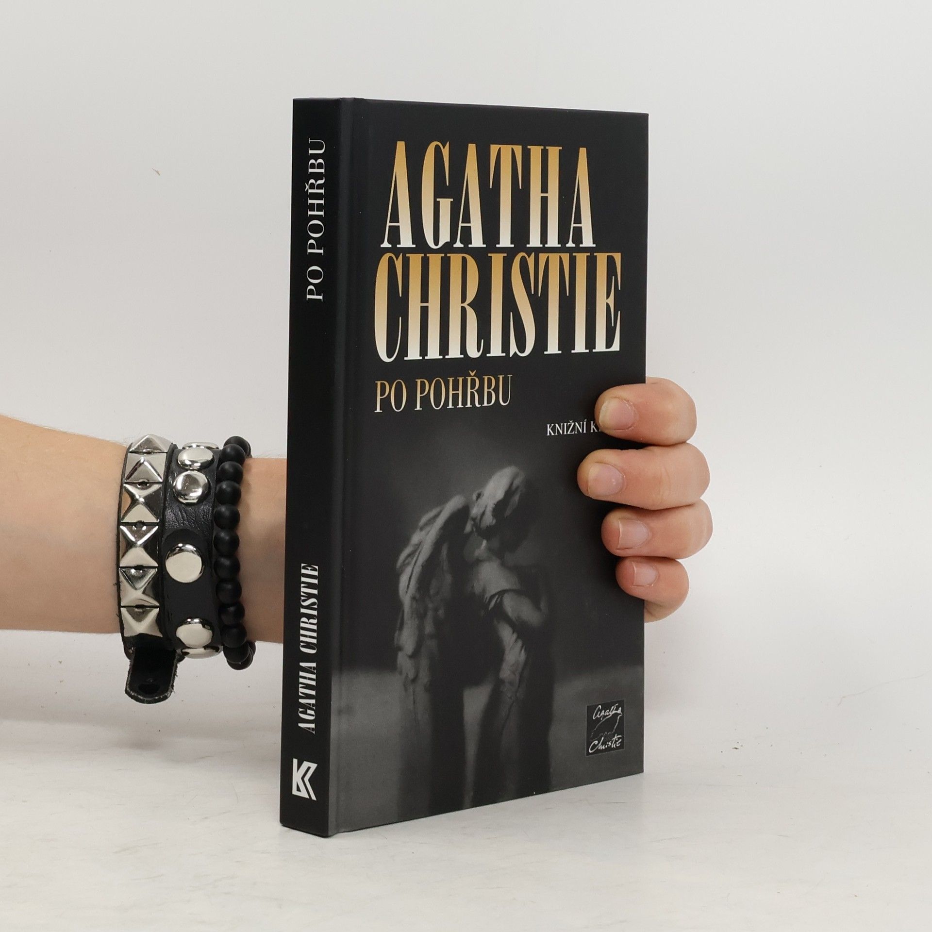Agatha Christie Po pohřbu