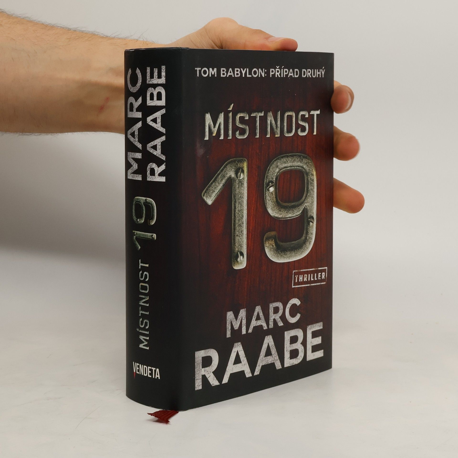 Marc Raabe Místnost 19