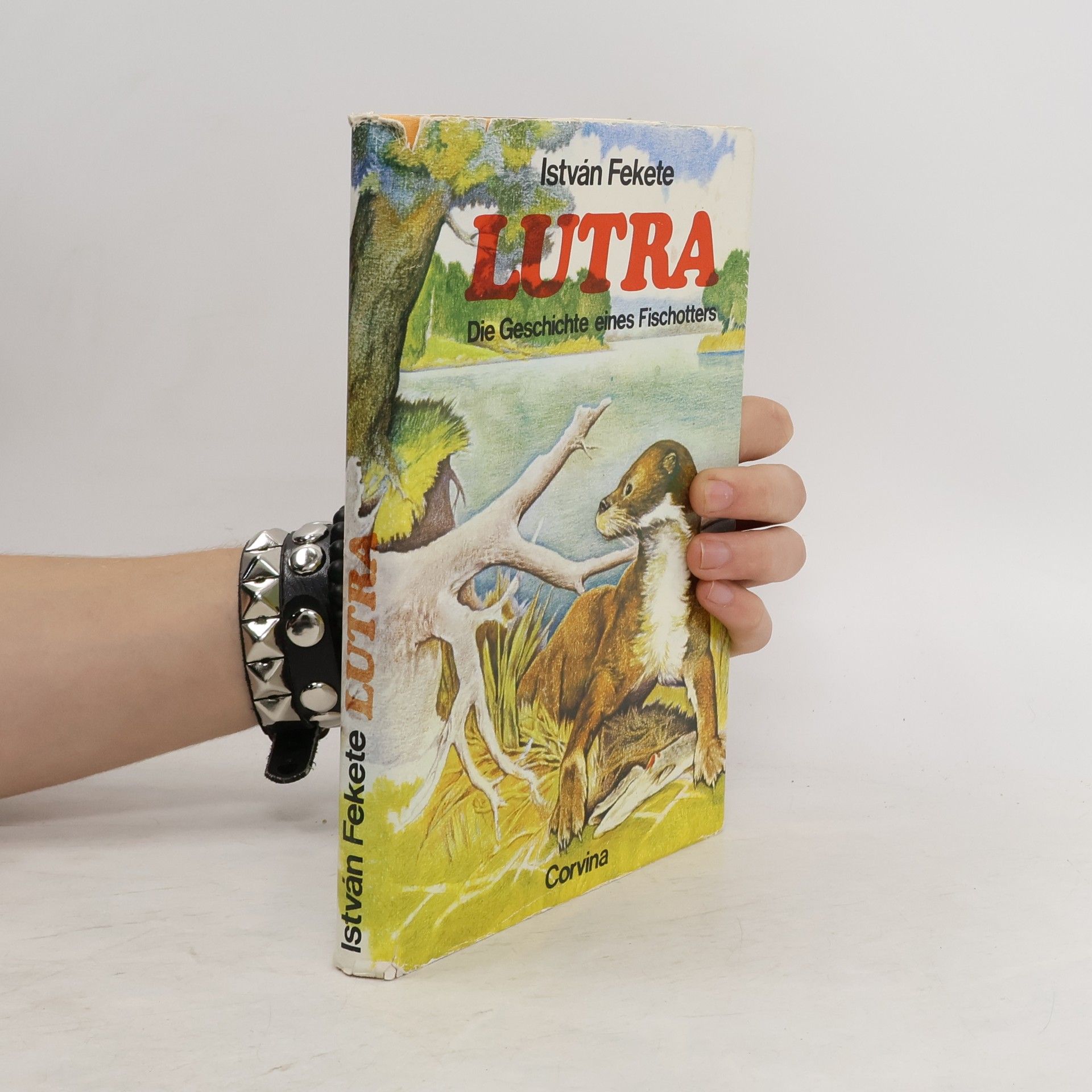 István Fekete Lutra