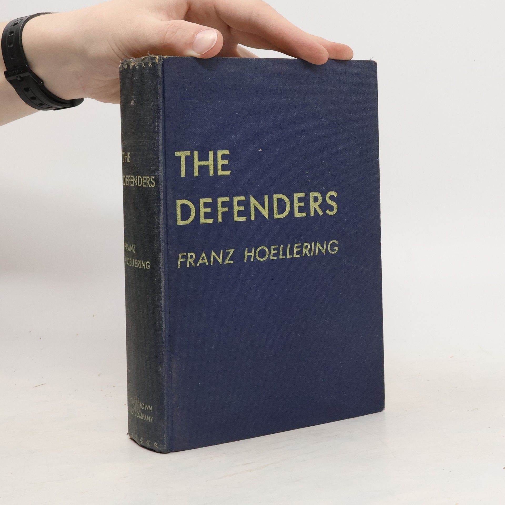 Franz Hoellering The Defenders