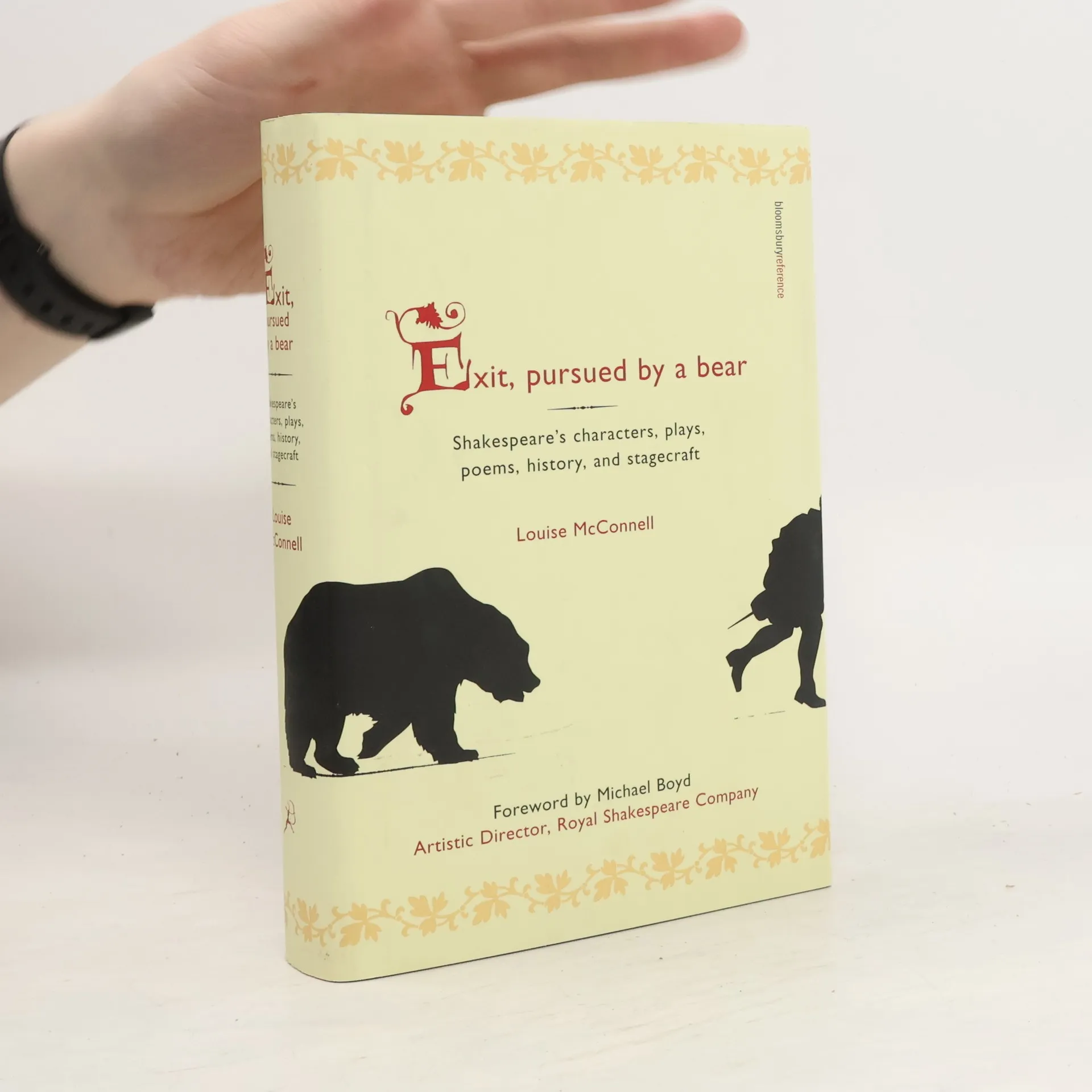 Exit, Pursued by a Bear | Louise McConnell | English | Book