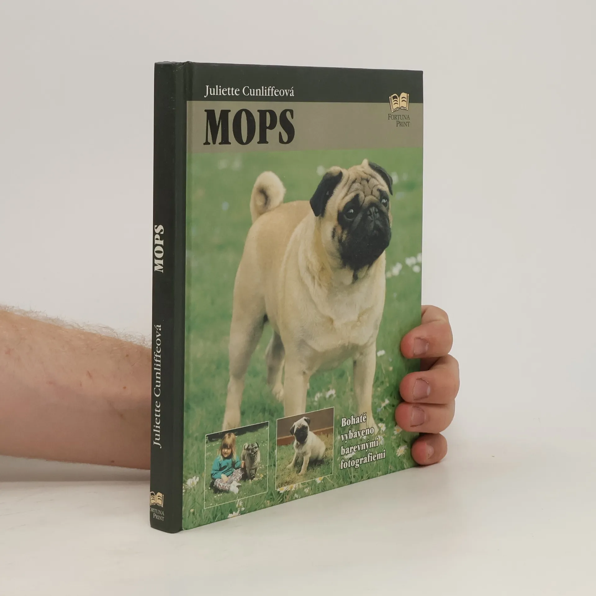 Mops | Book | Juliette Cunliffe | CS