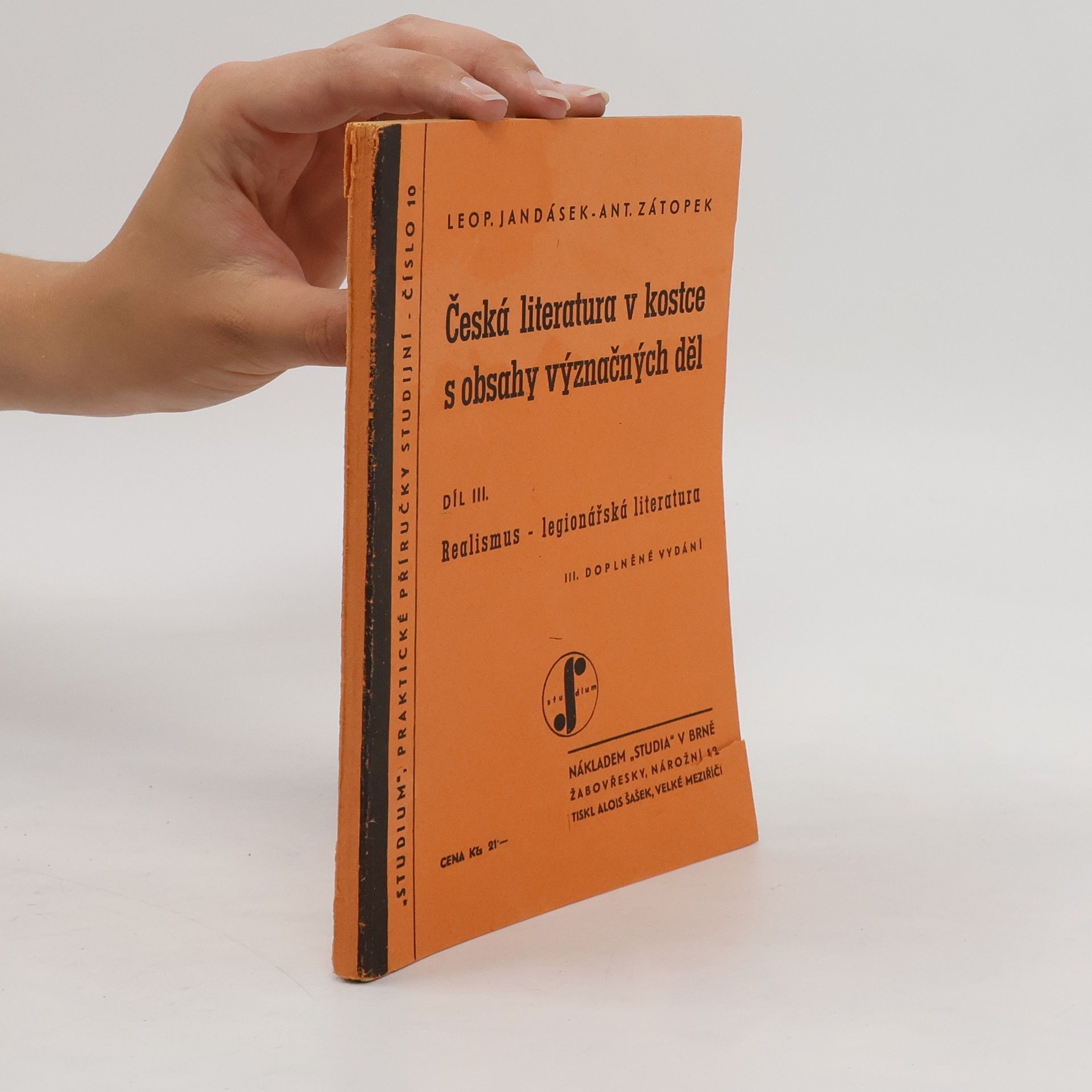 Collective Česká literatura v kostce s obsahy význačných děl III.