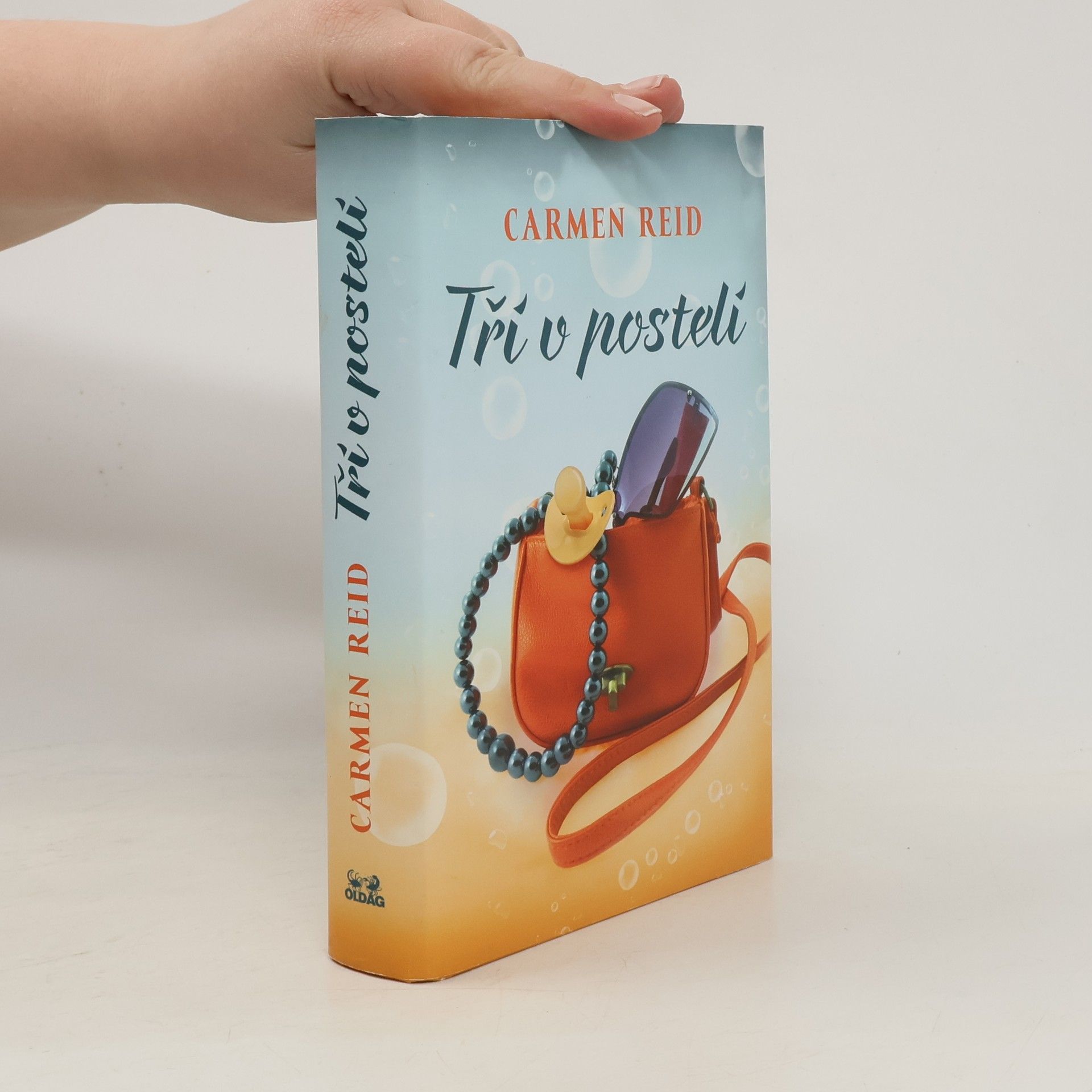 Carmen Reid Tři v posteli