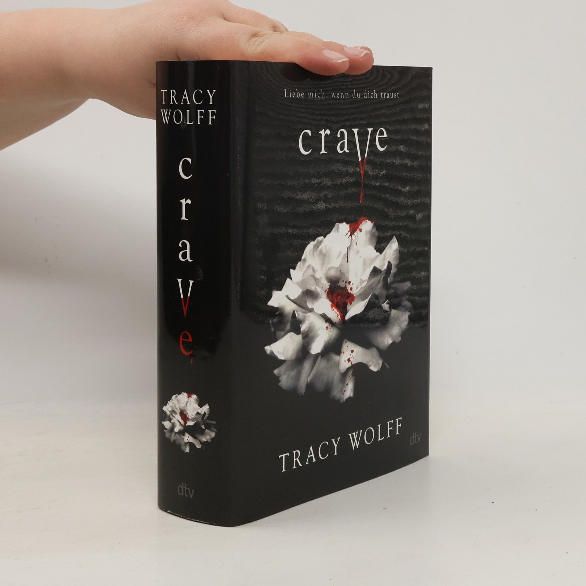 Tracy Wolff Crave