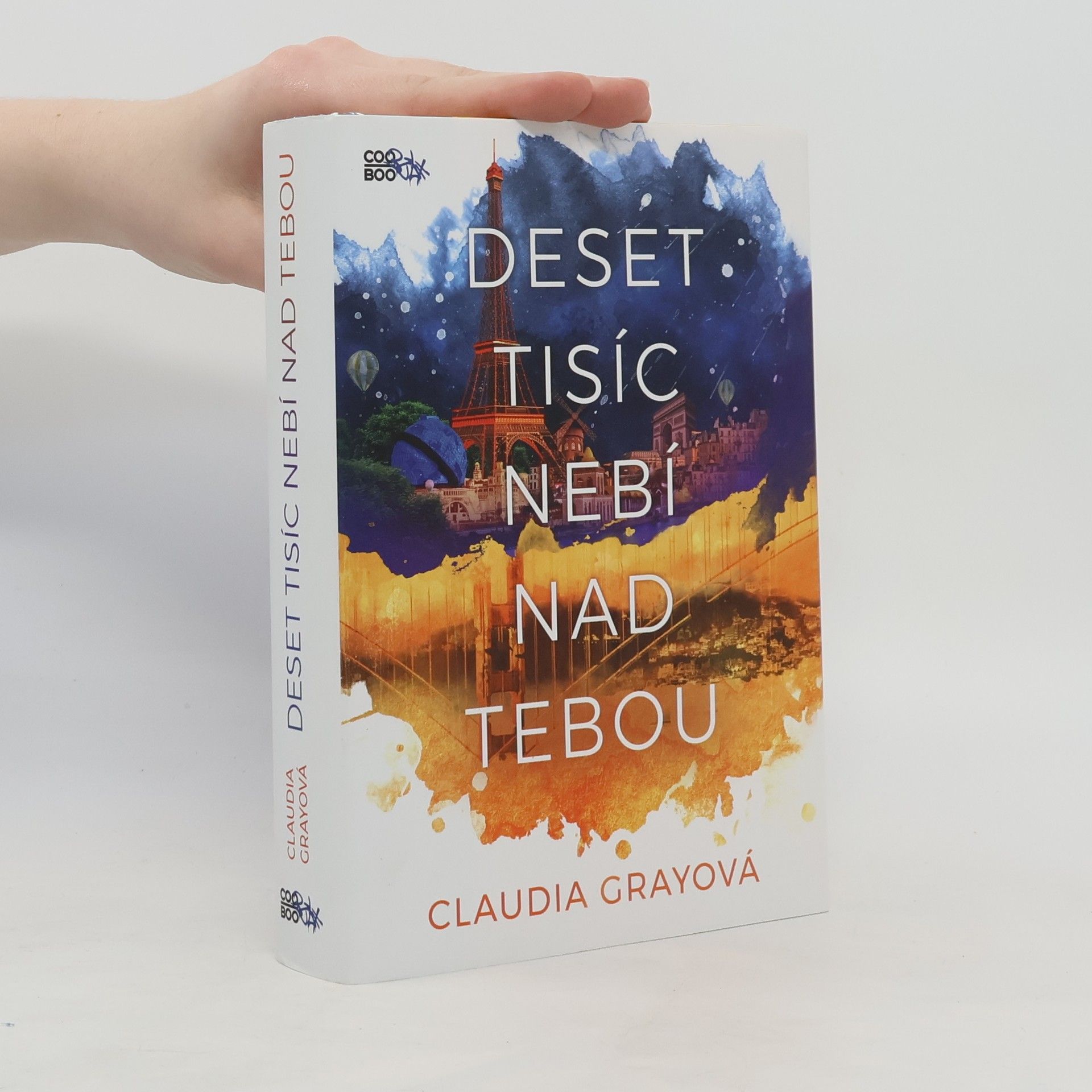 Claudia Gray Deset tisíc nebí nad tebou