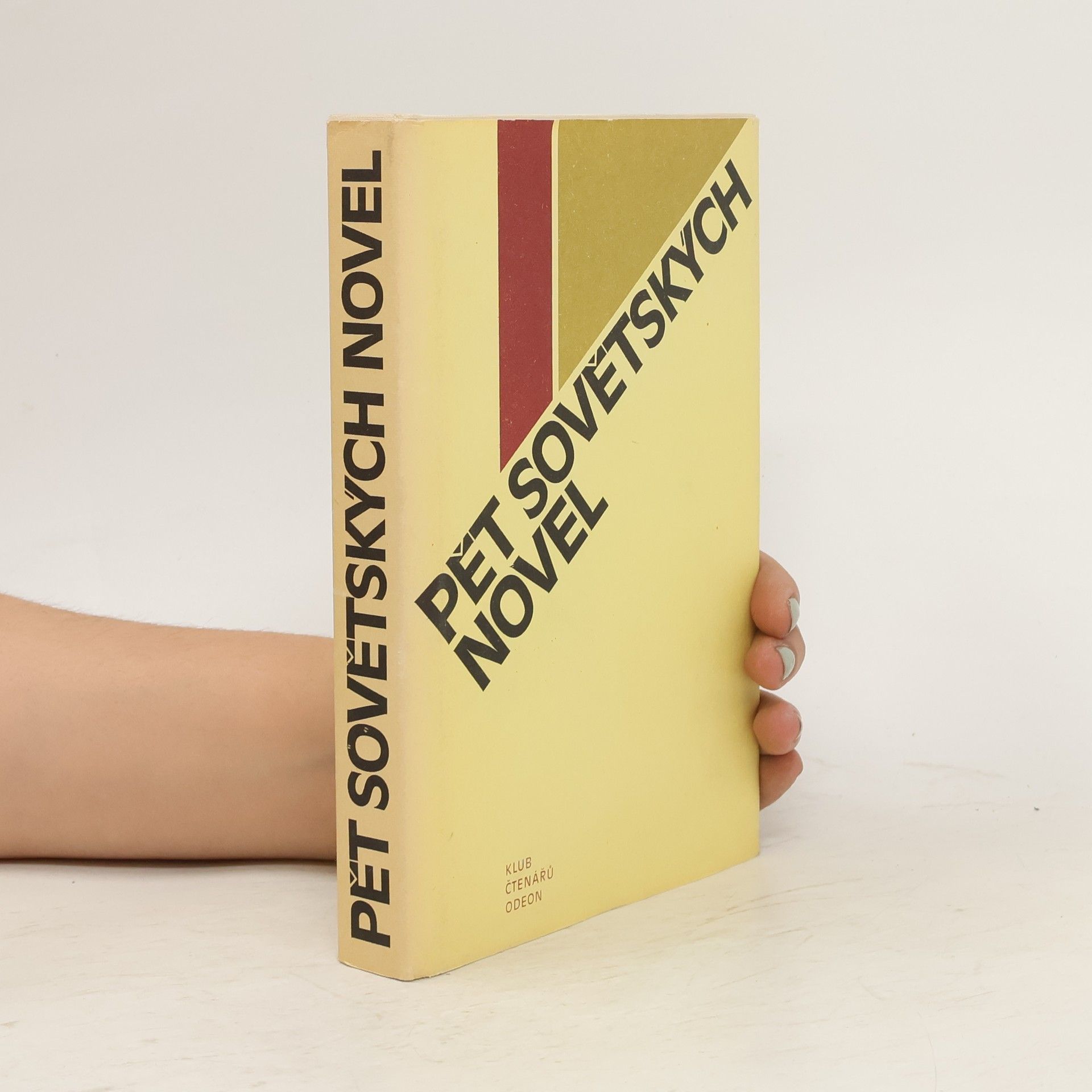 kolektiv Pět sovětských novel