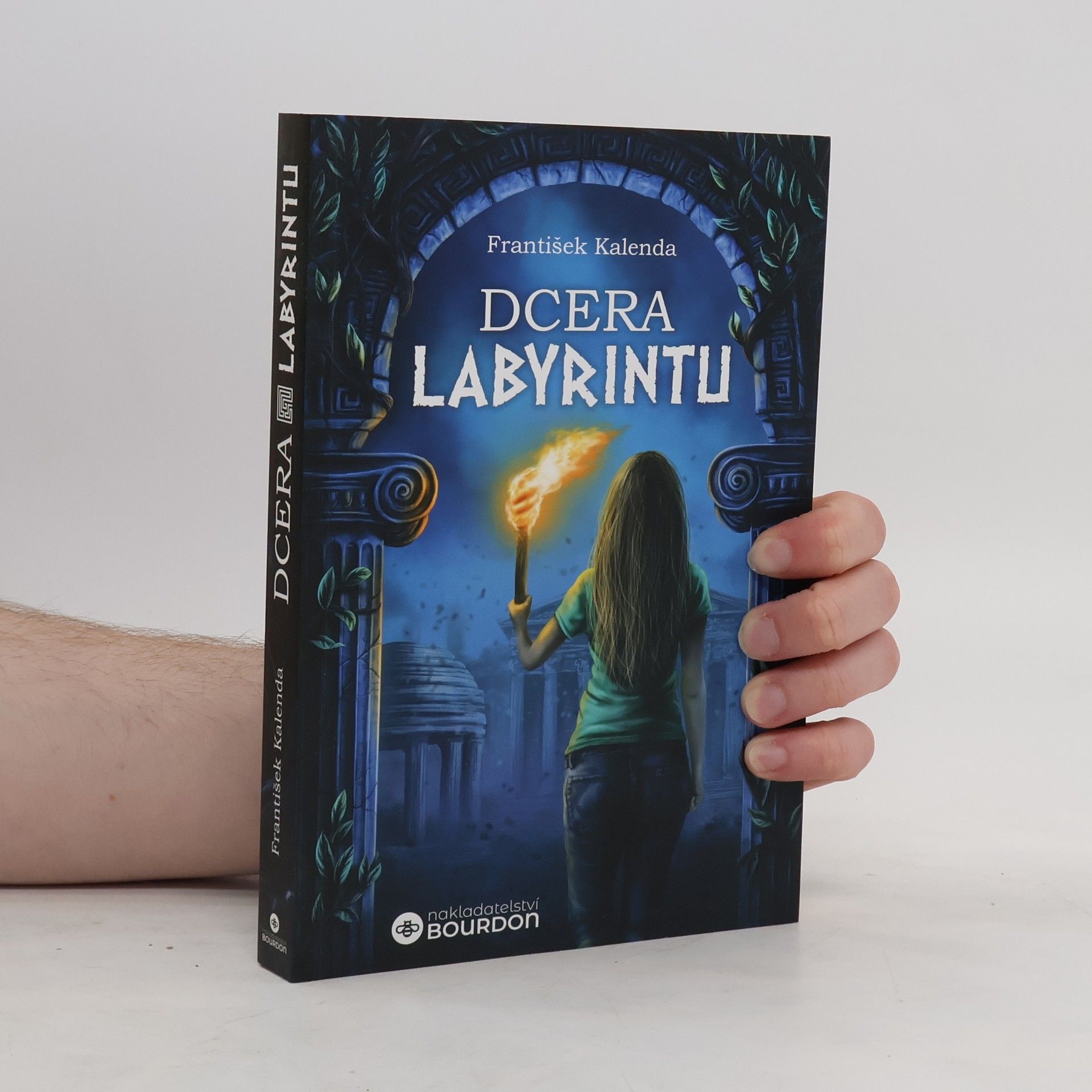 František Kalenda Dcera labyrintu