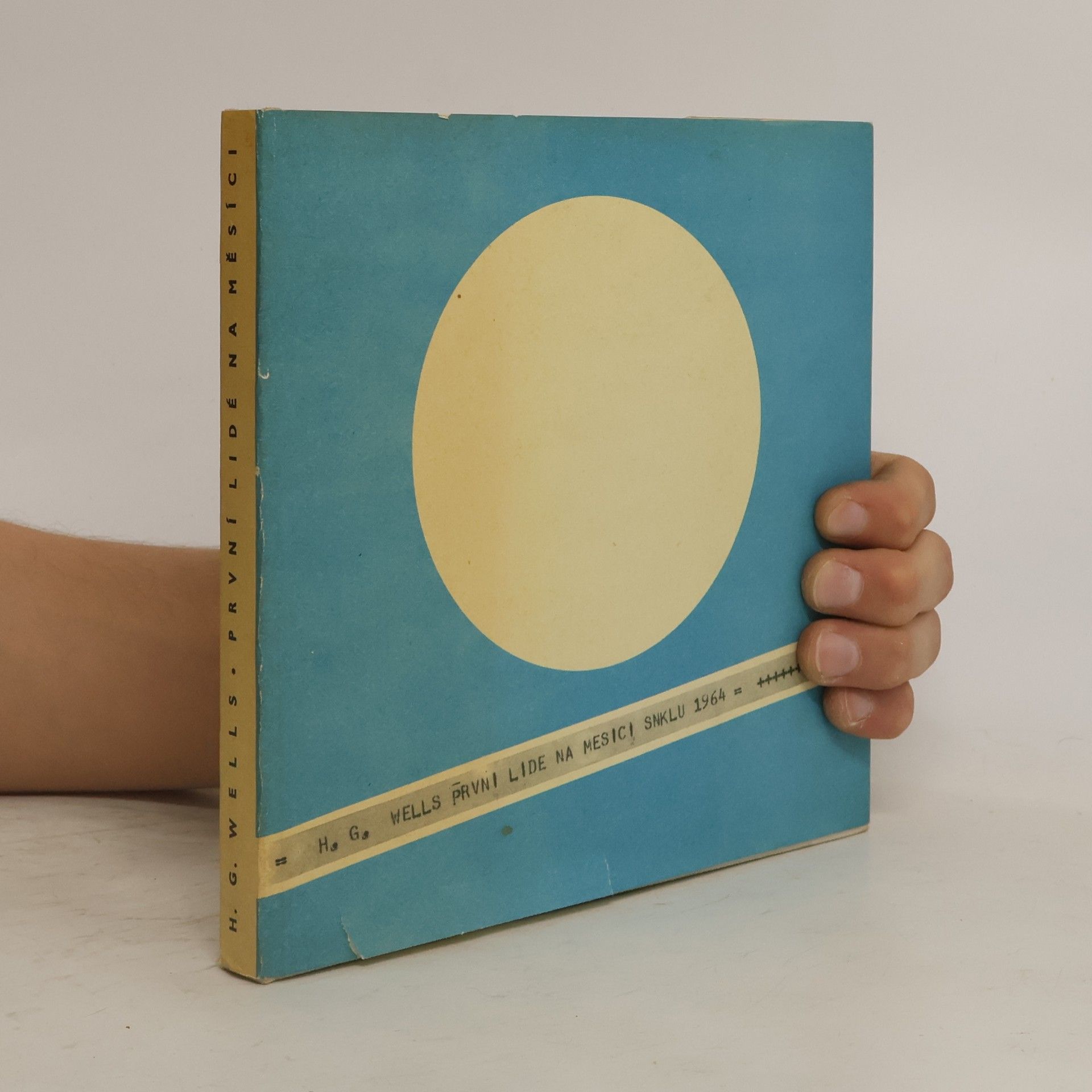 První lidé na Měsíci