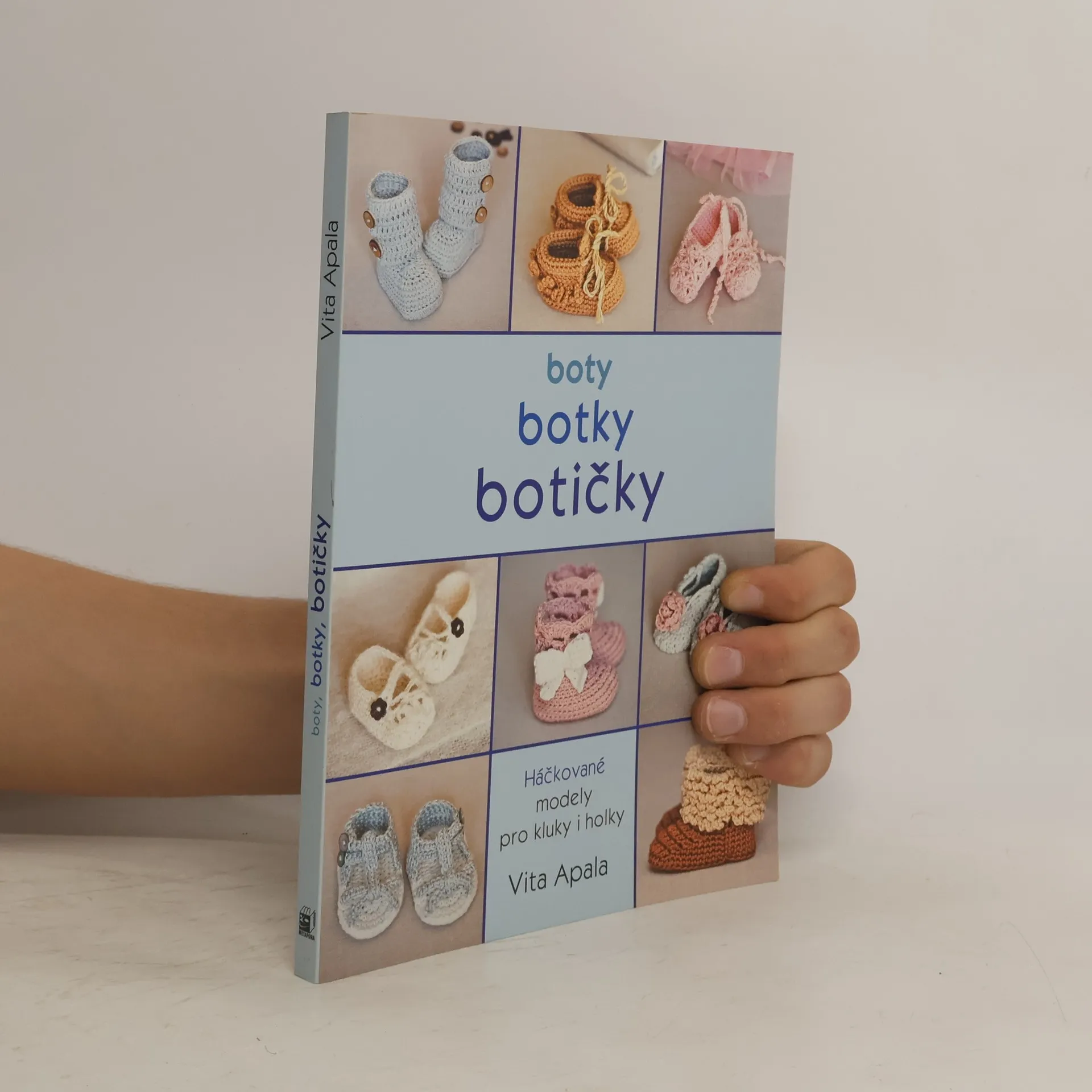 Boty, botky, botičky | Kniha | mäkká | Vita Apala | CS