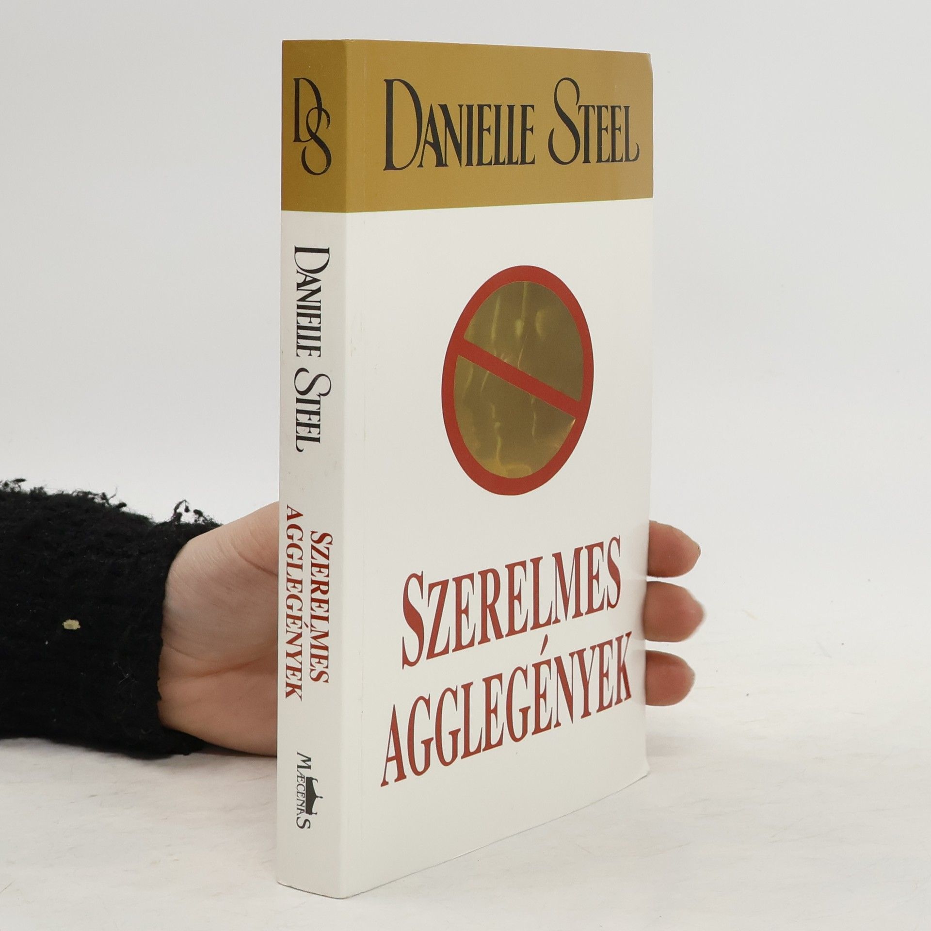 Danielle Steel Szerelmes agglegények