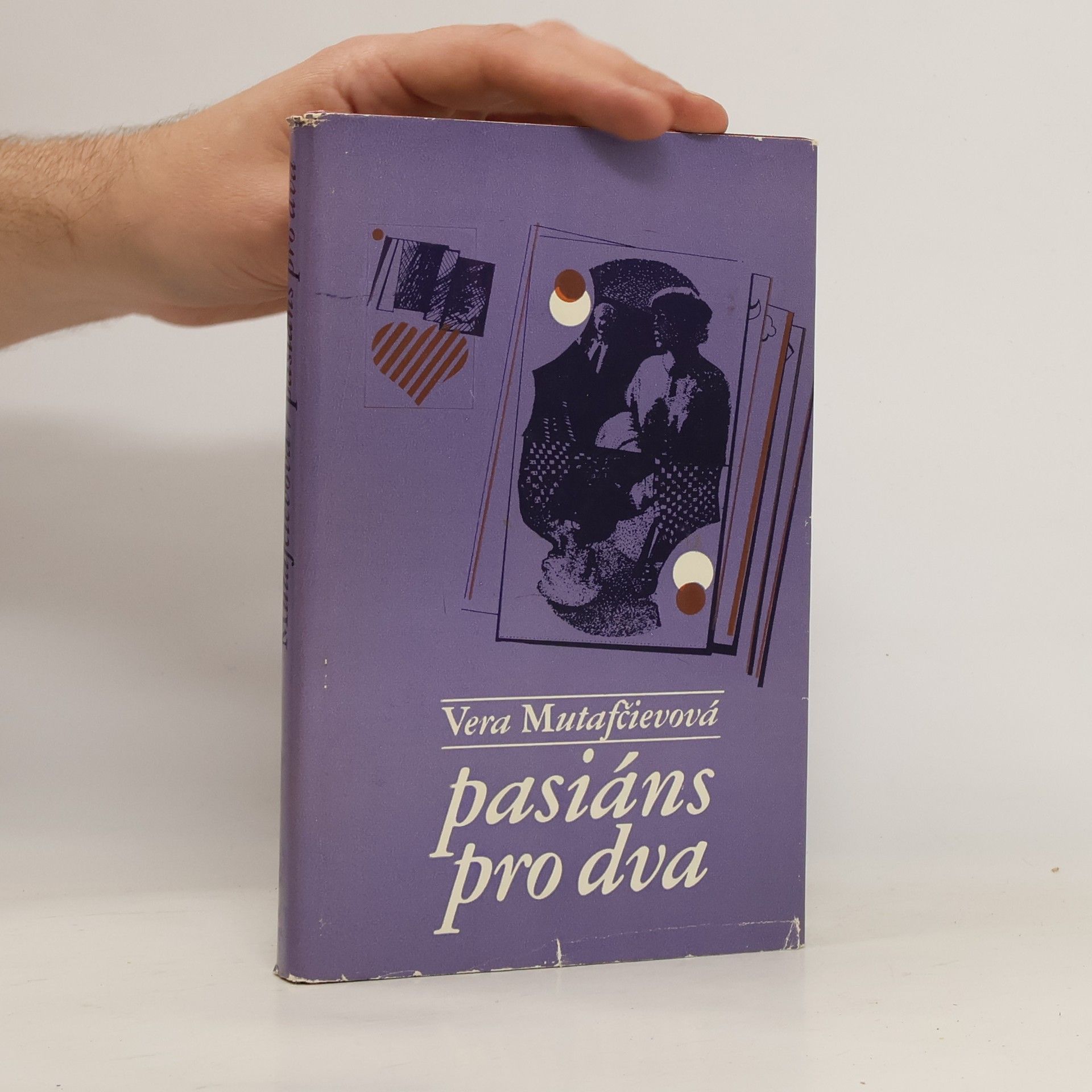 Vera Mutafčieva Pasiáns pro dva