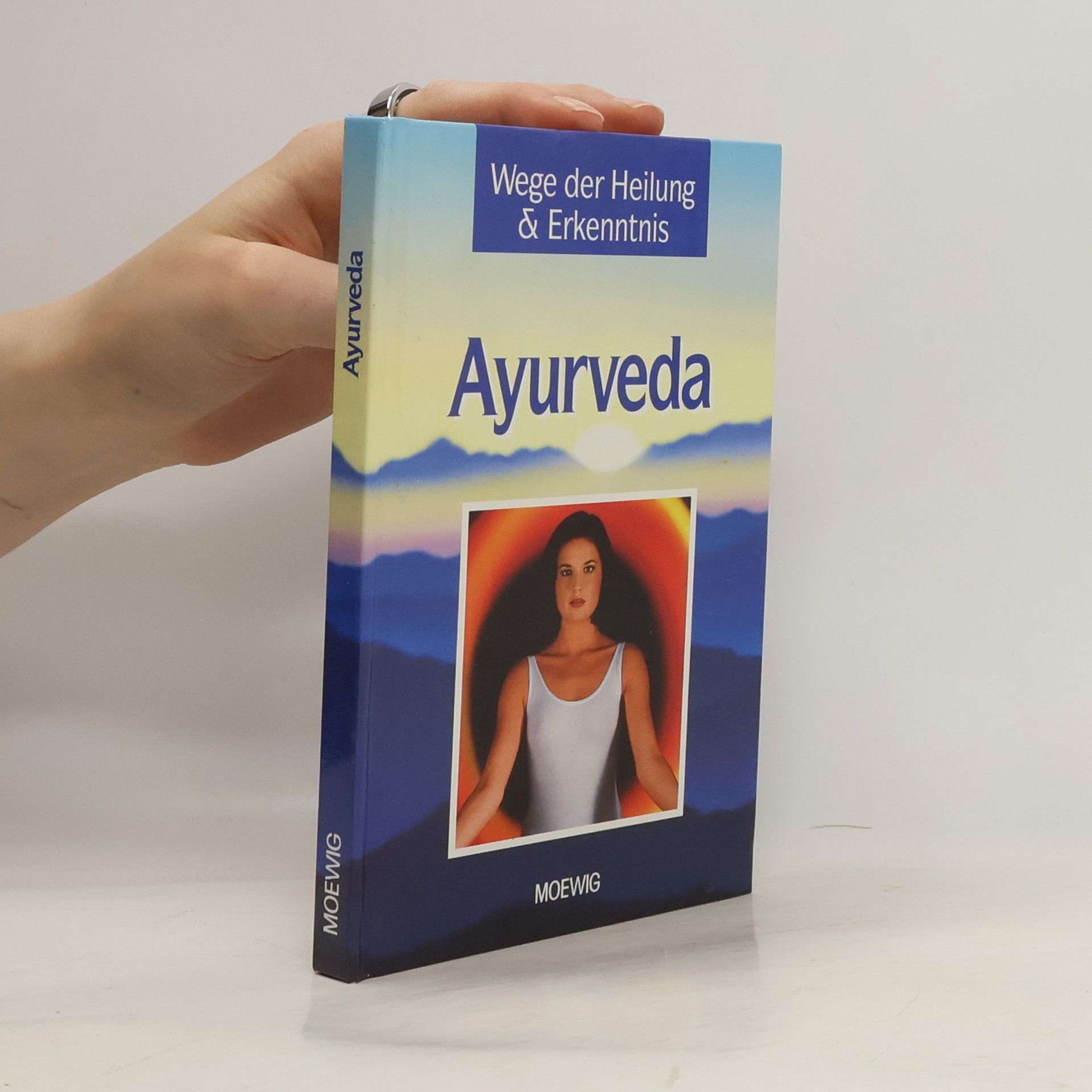 AA.VV. Ayurveda