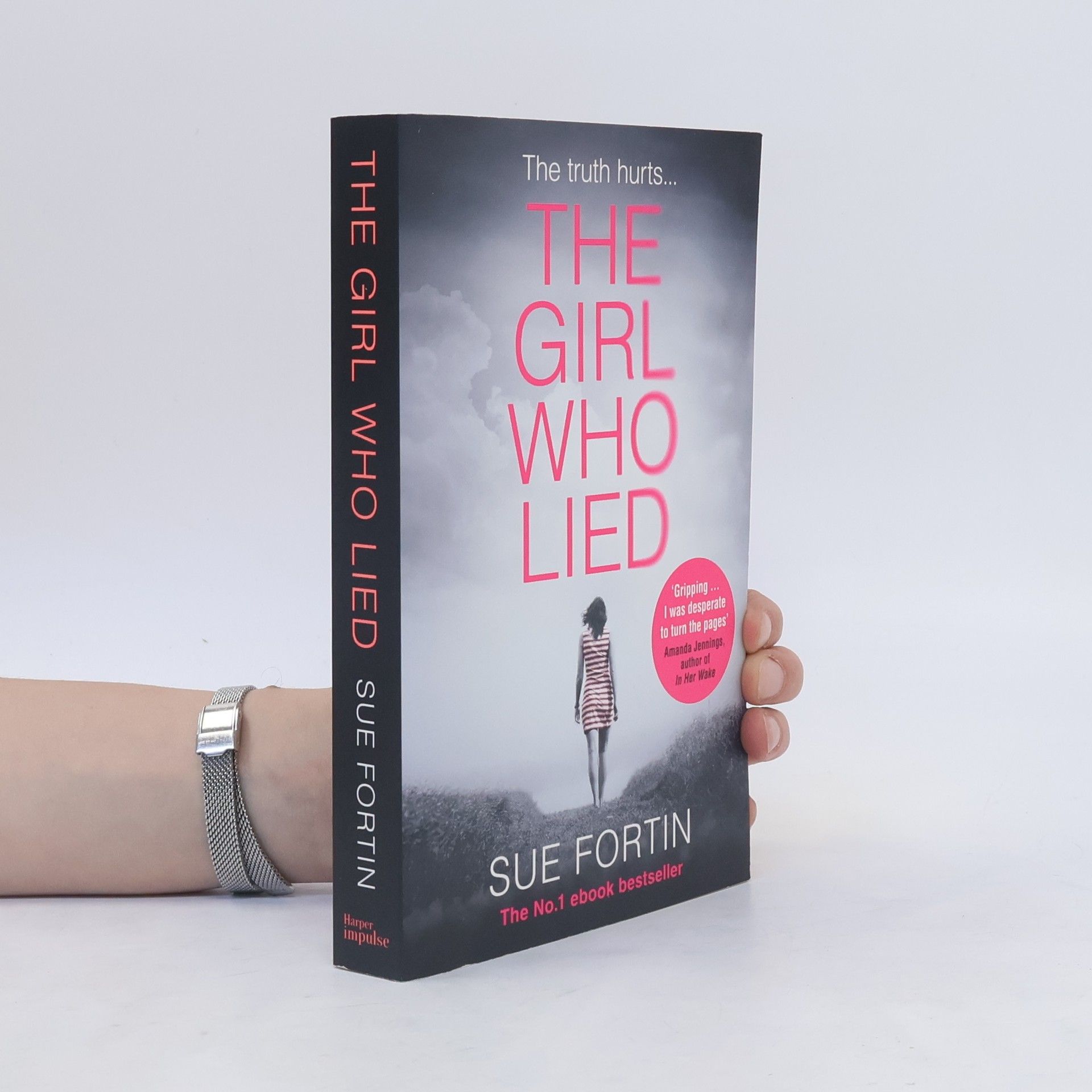 Sue Fortin The Girl Who Lied