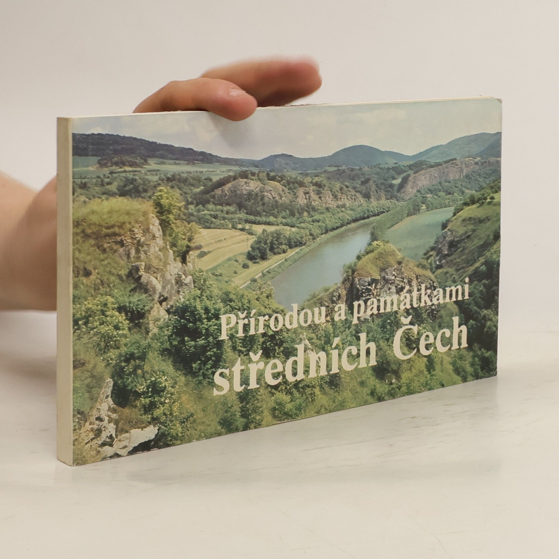 Zdeněk Kárník Přírodou a památkami středních Čech