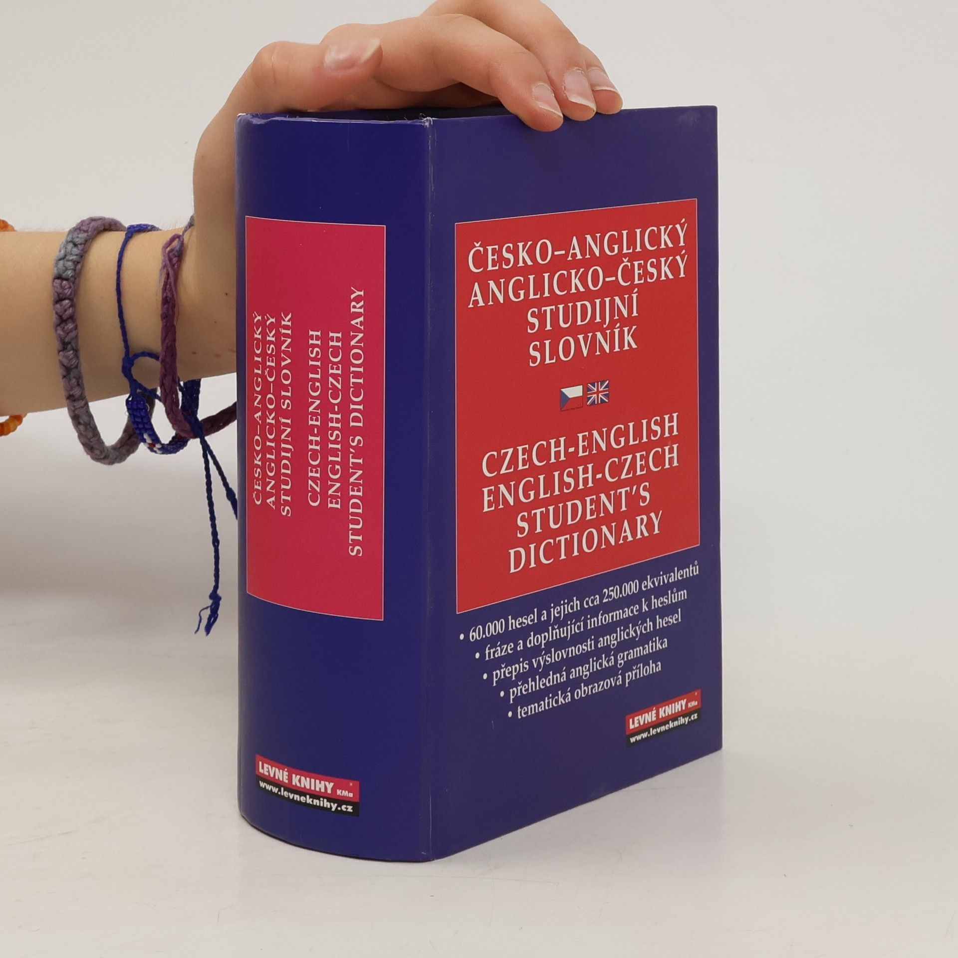Věra Hegerová Anglicko-český, česko-anglický studijní slovník