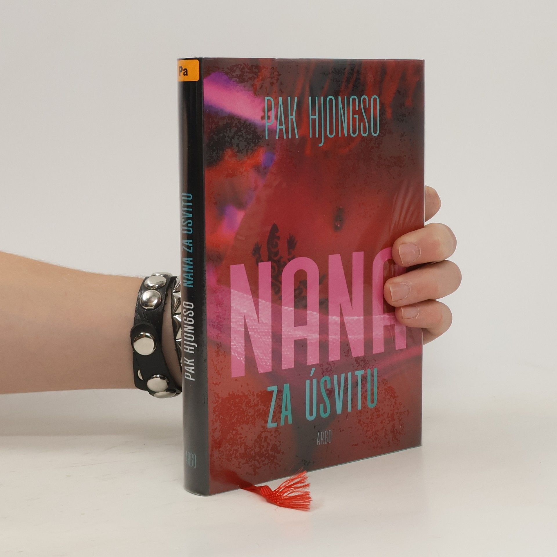 Hjongso Pak Nana za úsvitu