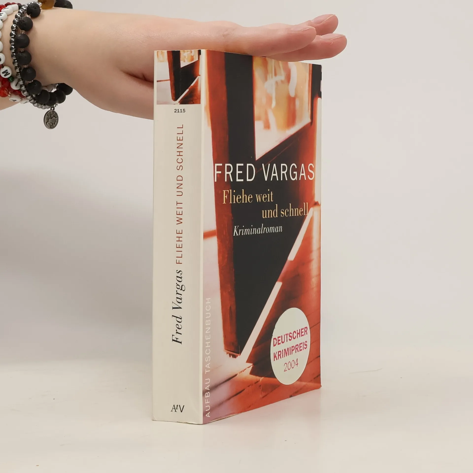Fliehe weit und schnell | Buch | Fred Vargas
