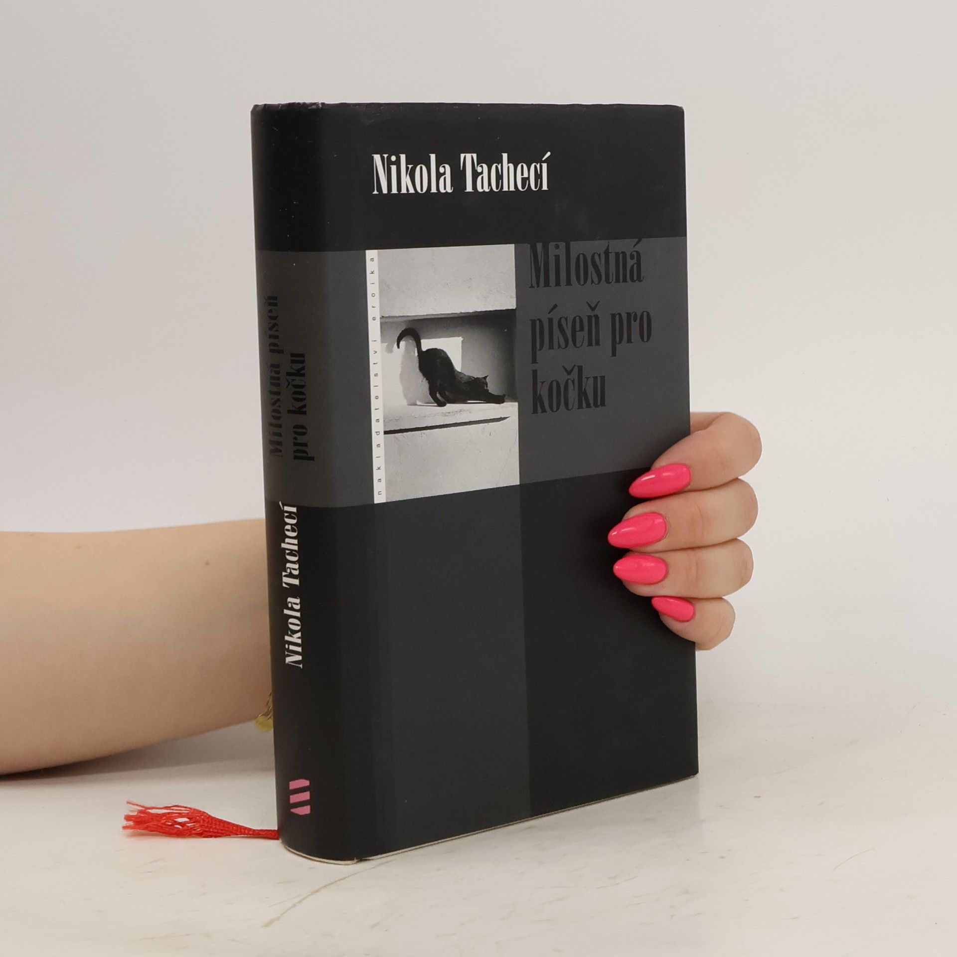 Nikola Tachecí Milostná píseň pro kočku
