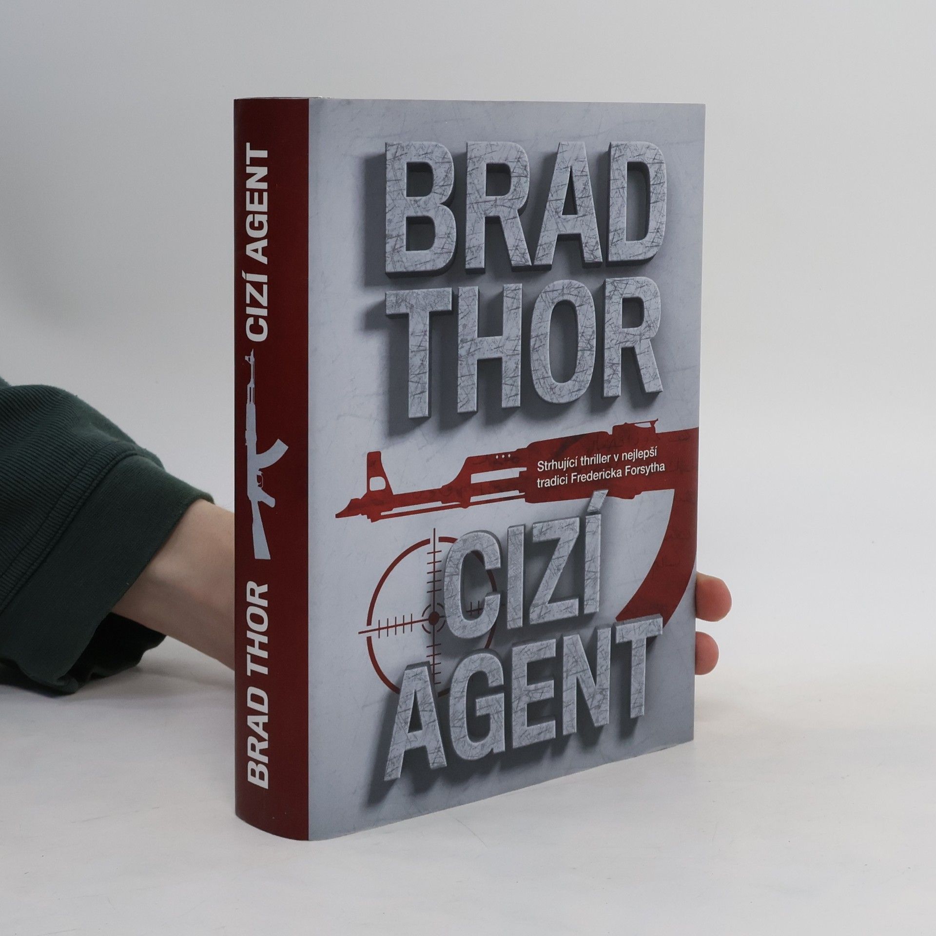 Brad Thor Cizí agent