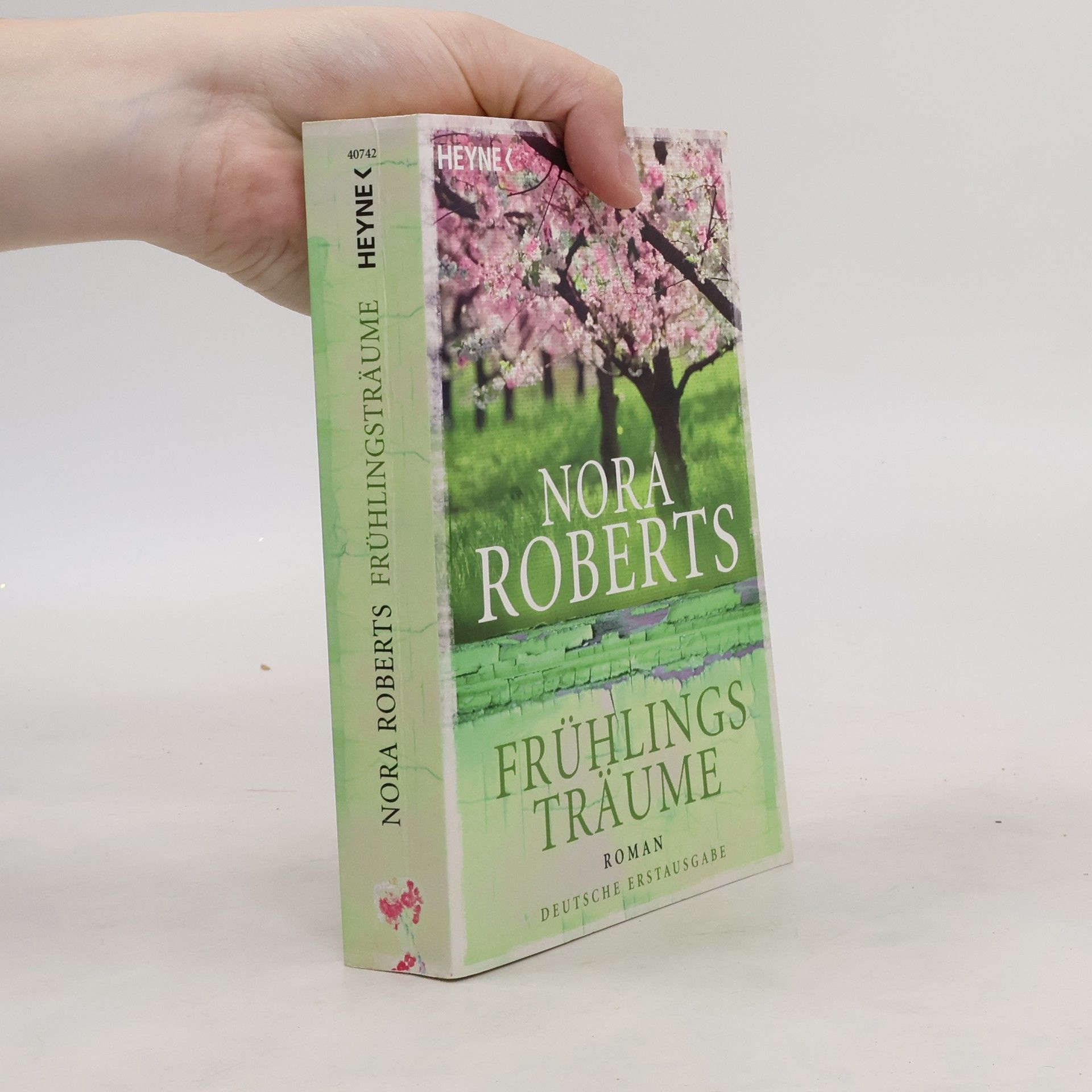 Nora Roberts Frühlingsträume