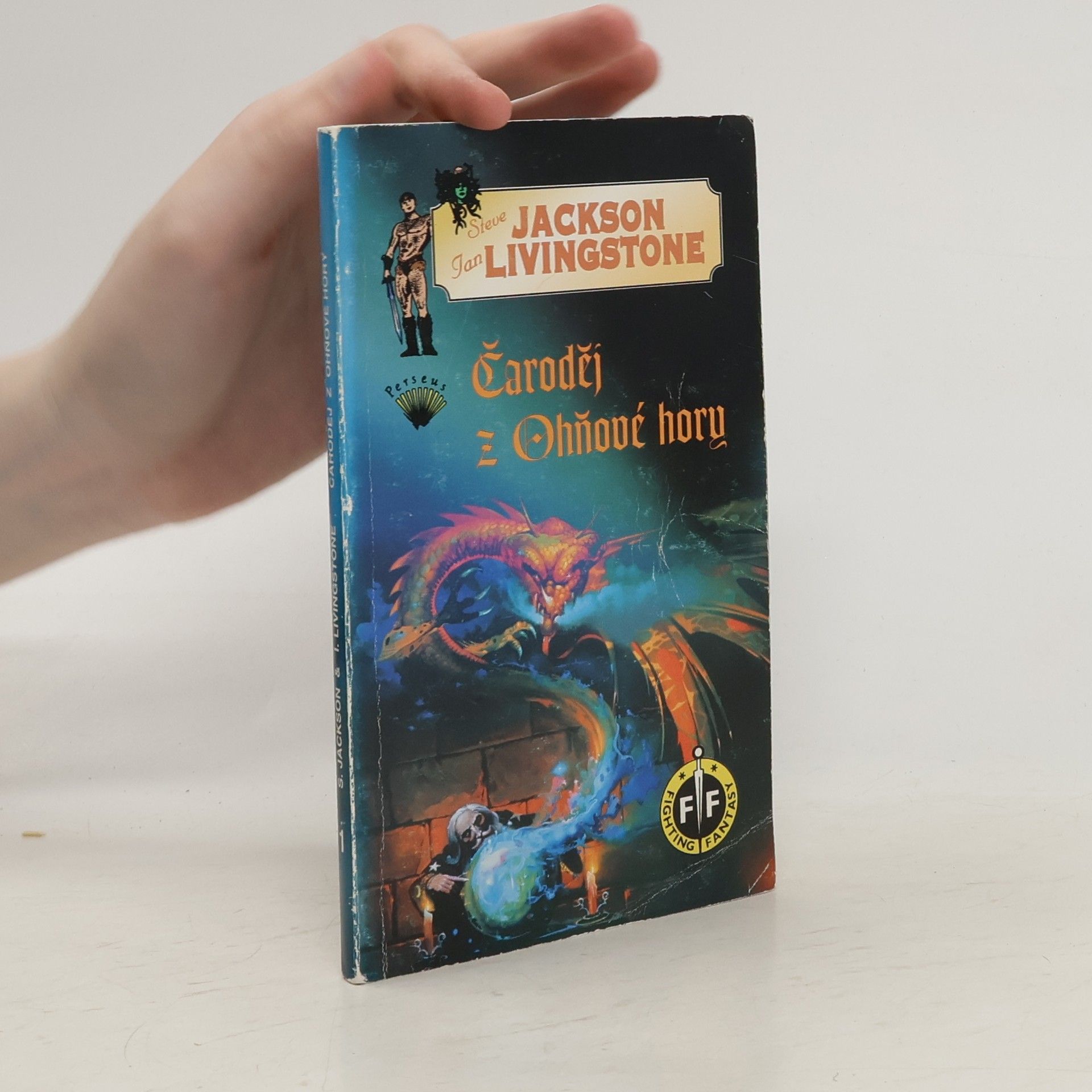 Steve Jackson Čaroděj z Ohňové hory