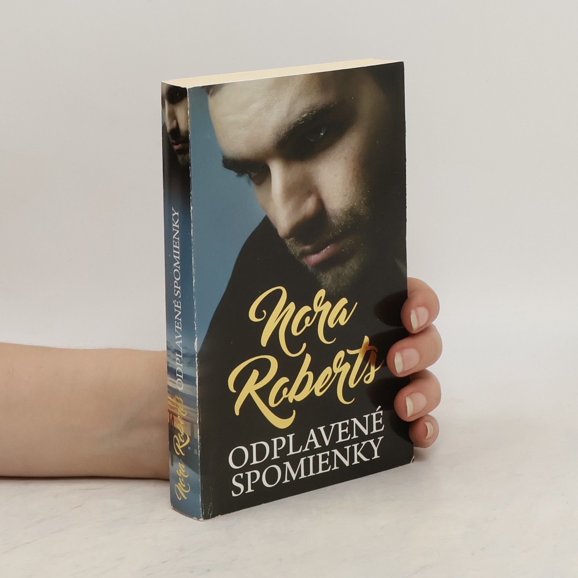 Nora Roberts Odplavené spomienky