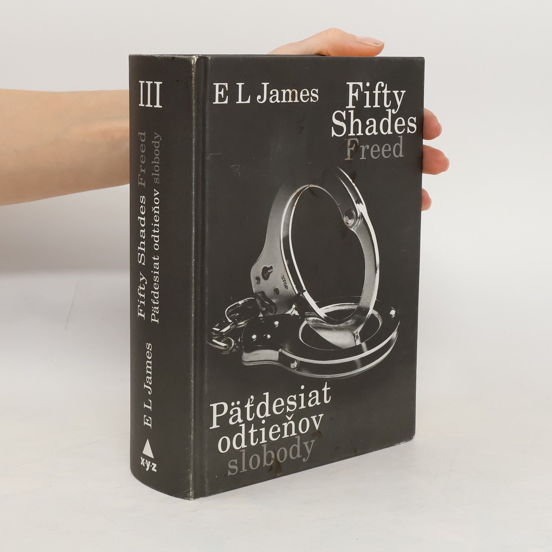 E L James Päťdesiat odtieňov slobody