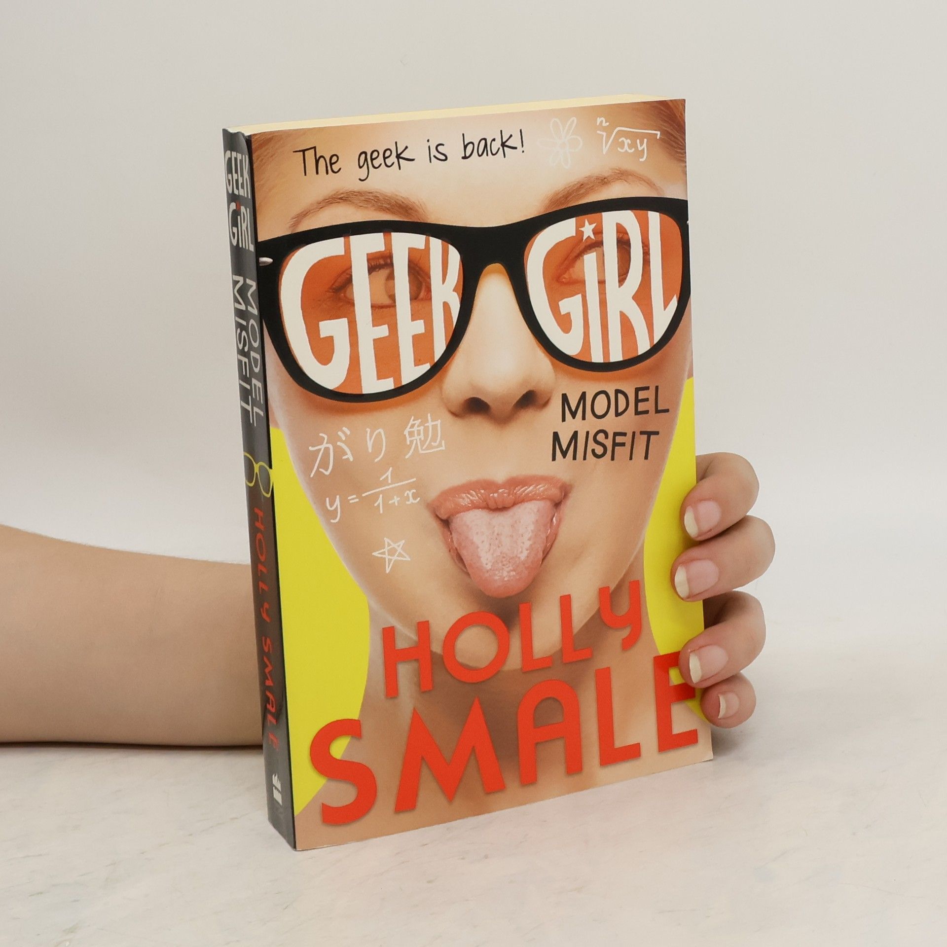 Holly Smale Geek girl. Model misfit