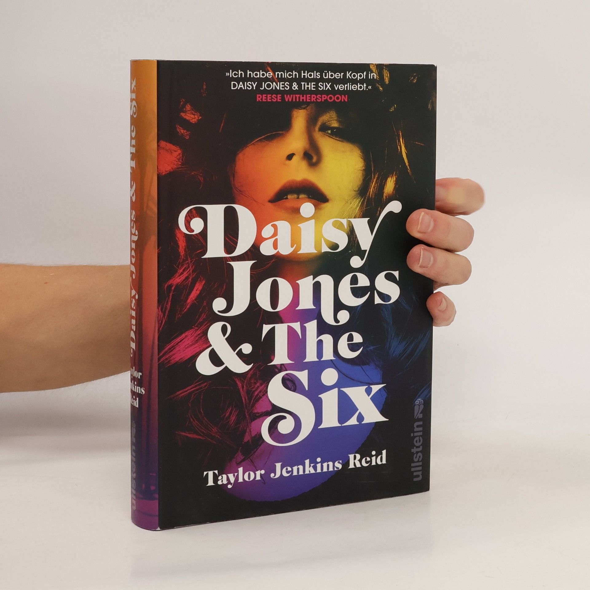 Taylor Jenkins Reid Daisy Jones & The Six