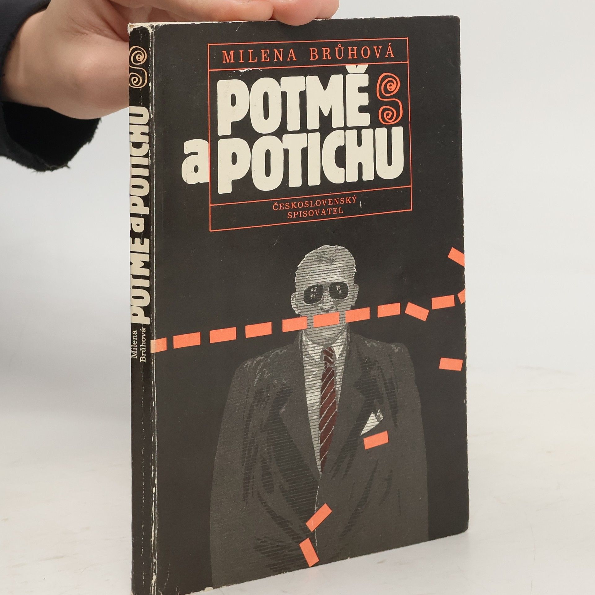 Milena Brůhová Potmě a potichu