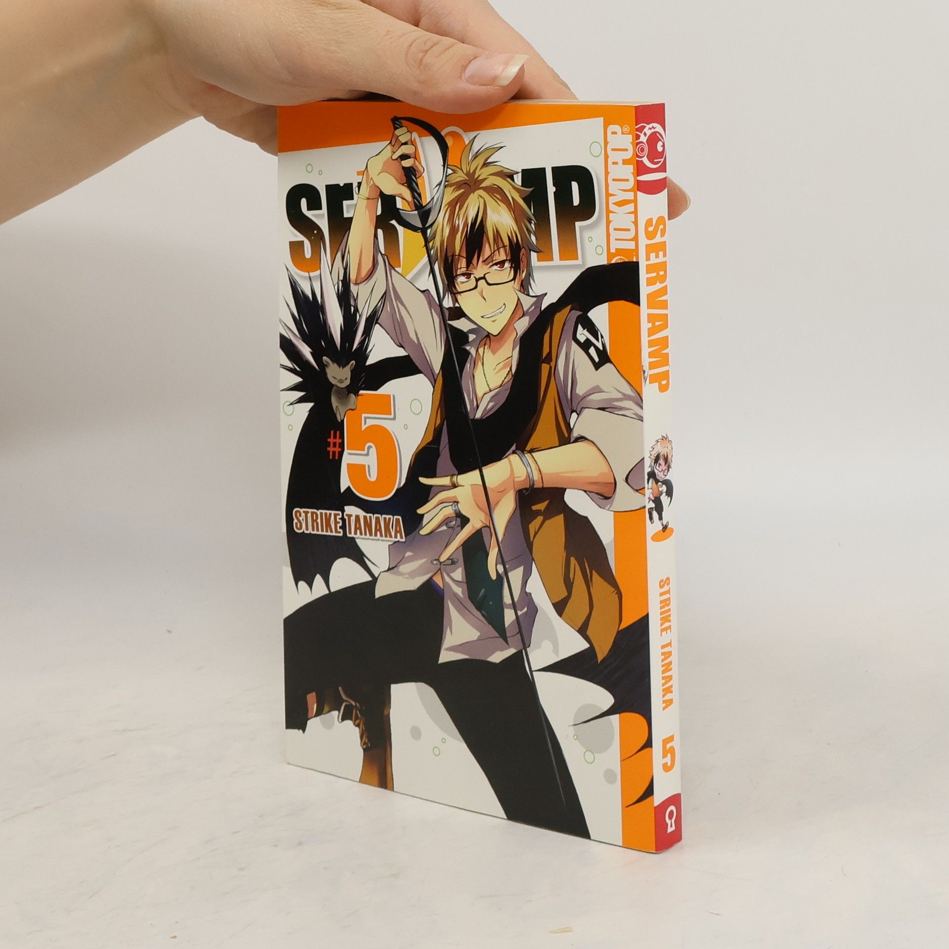 Strike Tanaka Servamp 5