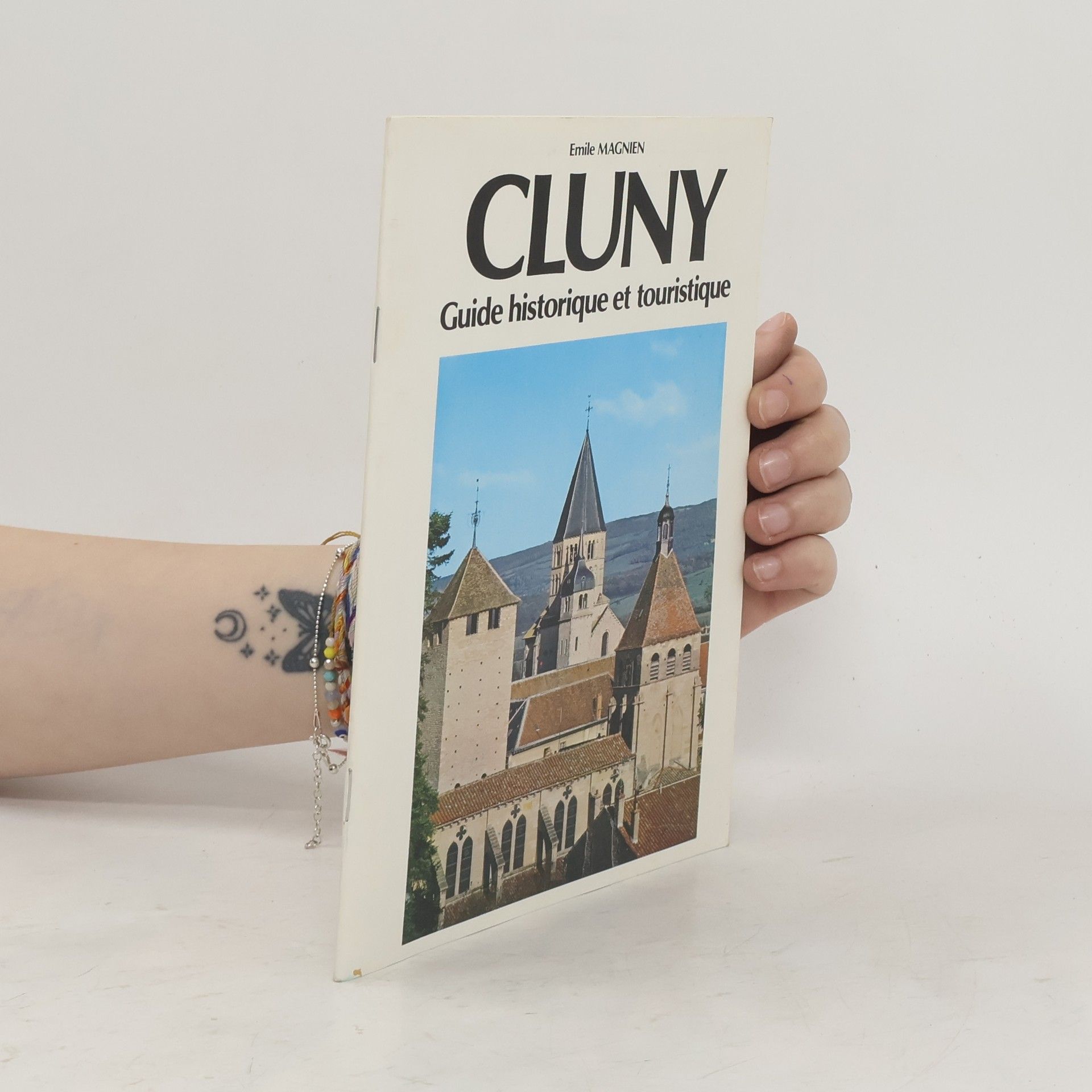 Emile Magnien Cluny. Guide historique et touristique