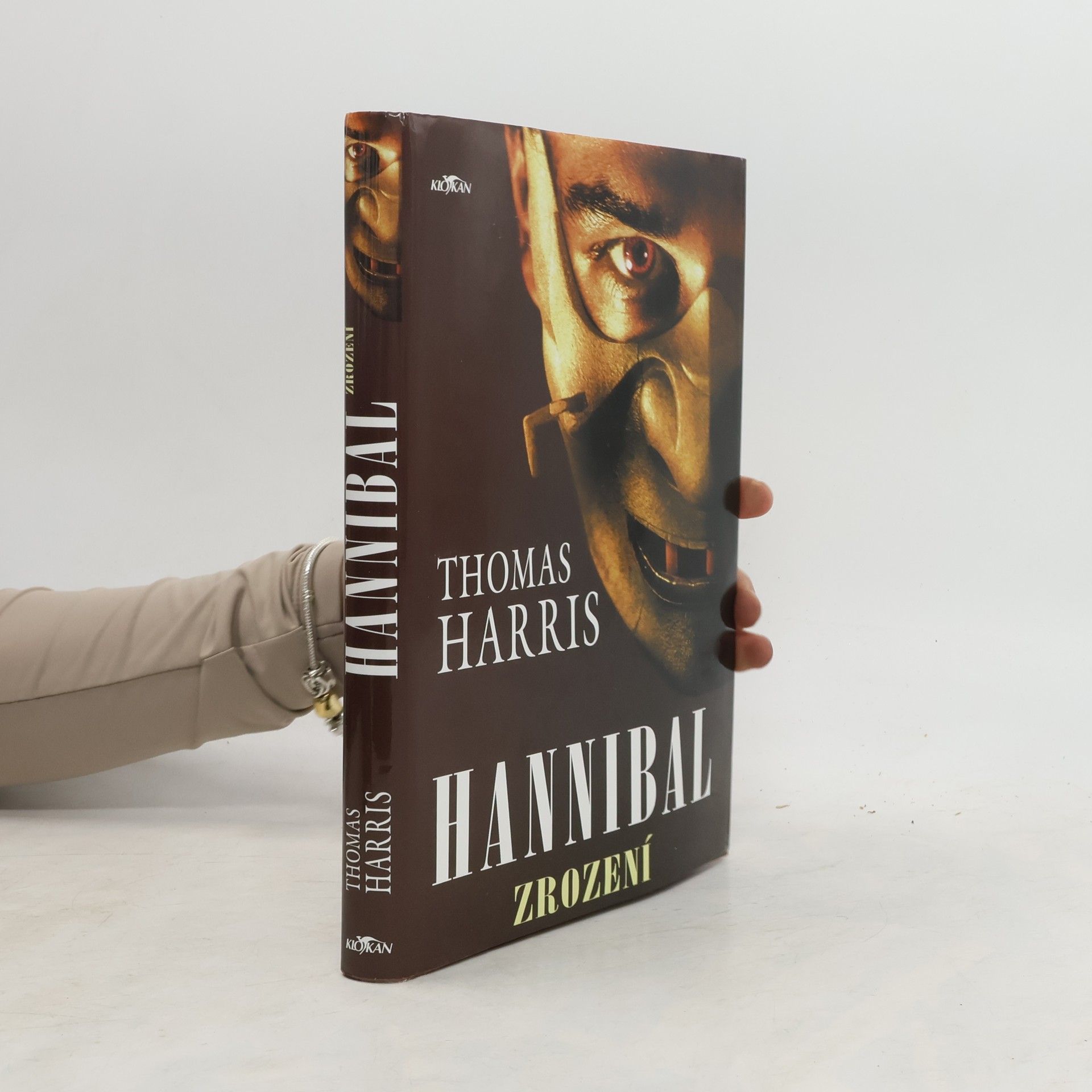 Thomas Harris Hannibal. Zrození