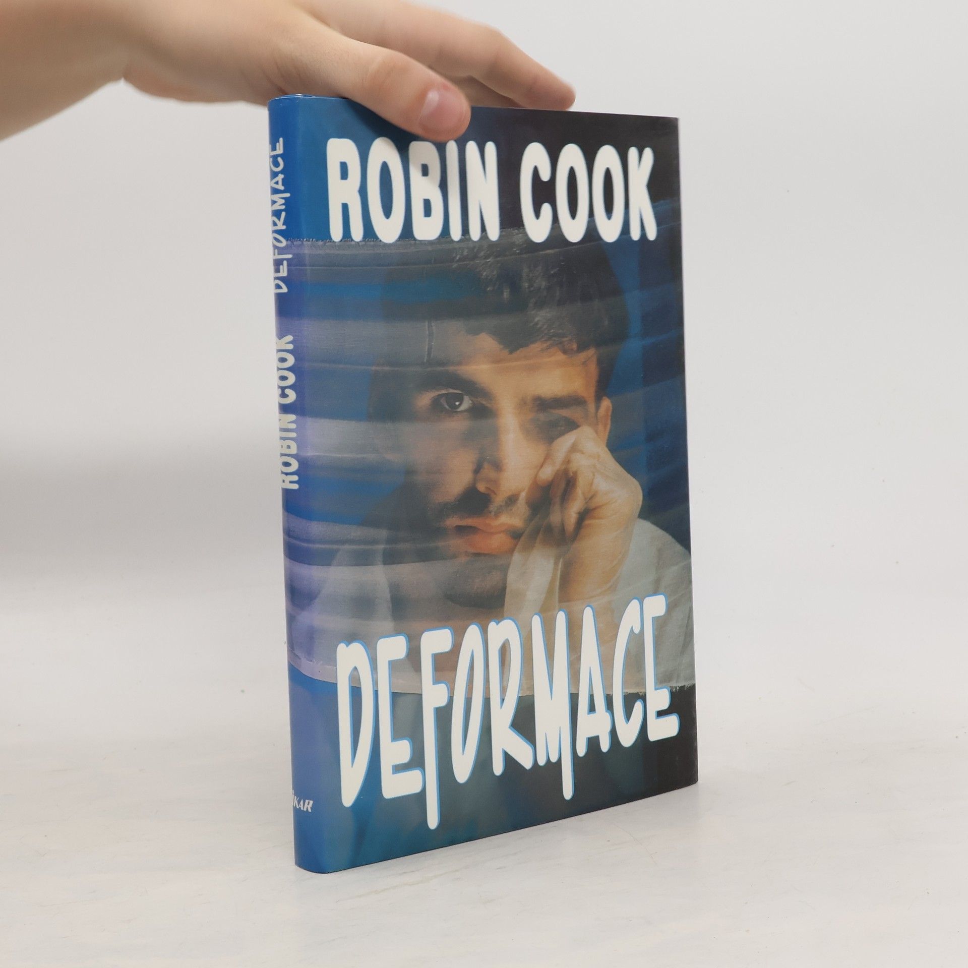 Robin Cook Deformace