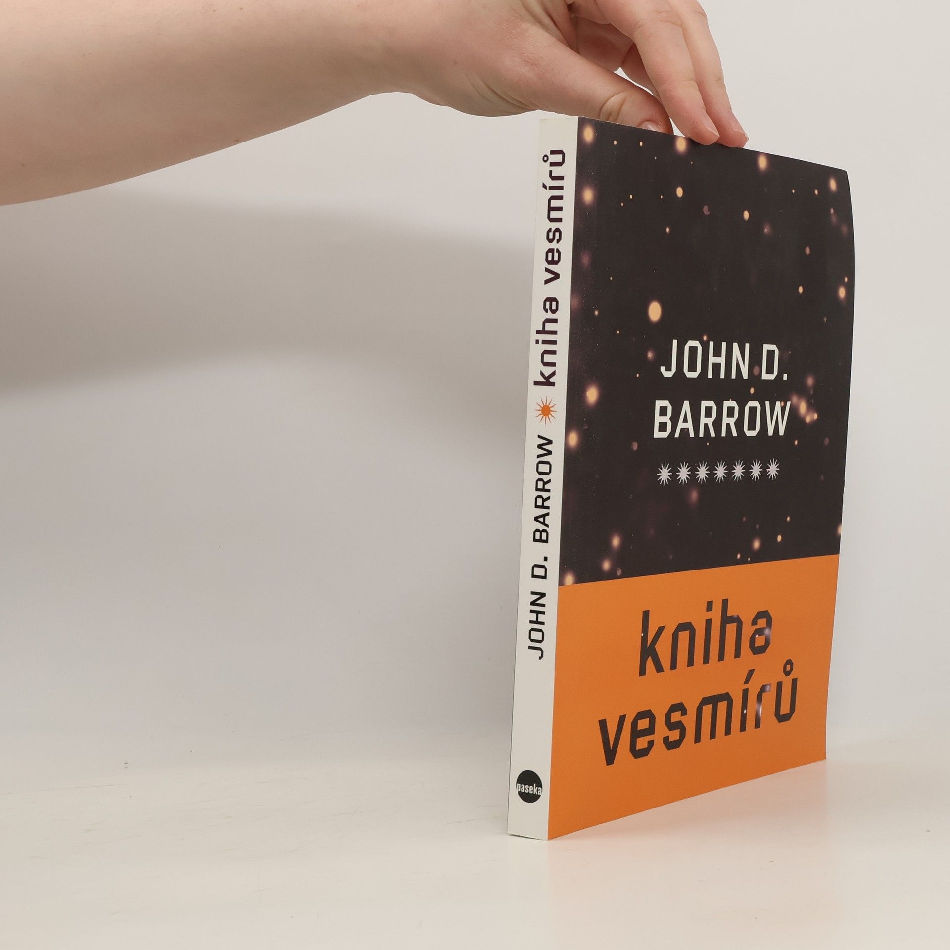 John D. Barrow Kniha vesmírů