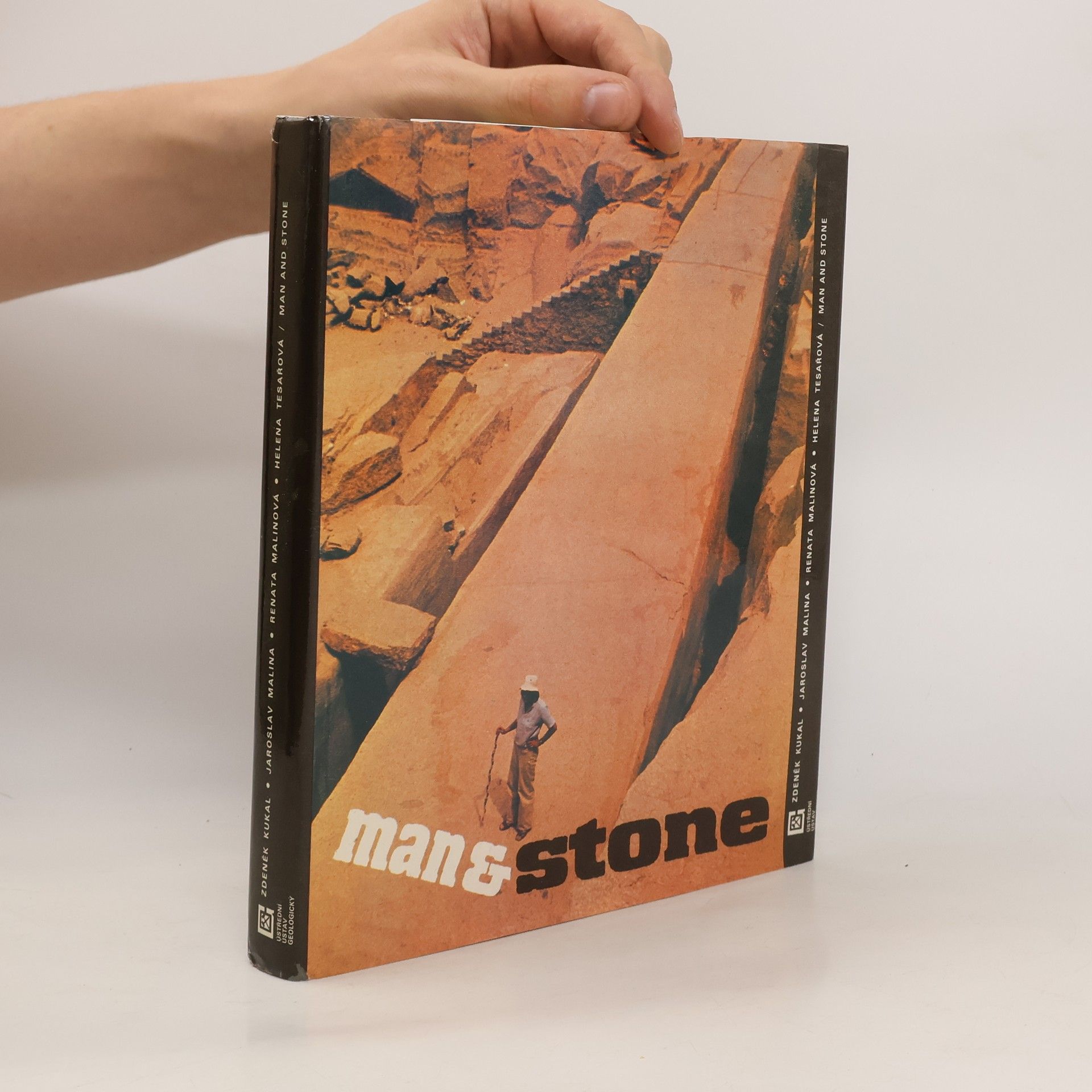 kolektiv Man and Stone