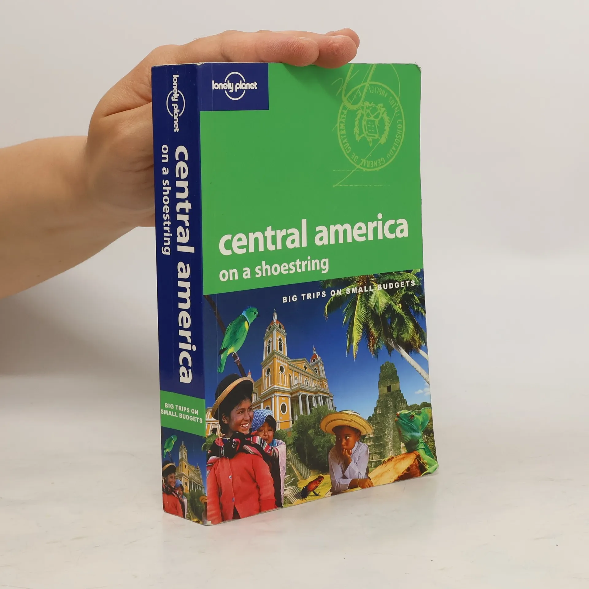 Central America on a Shoestring | Book | Paperback | Carolyn McCarthy | EN