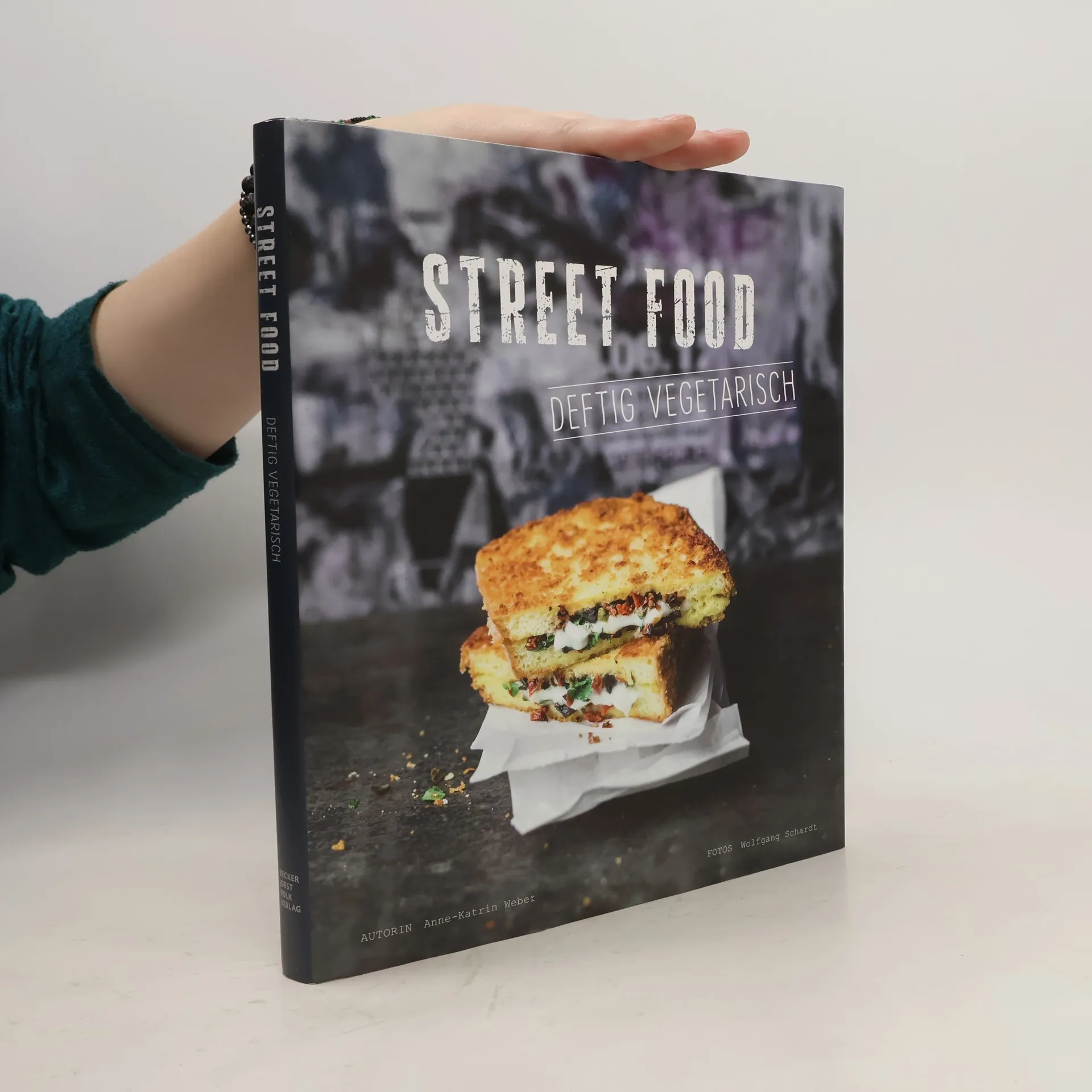 Street food | Book | Anne-Katrin Weber | DE