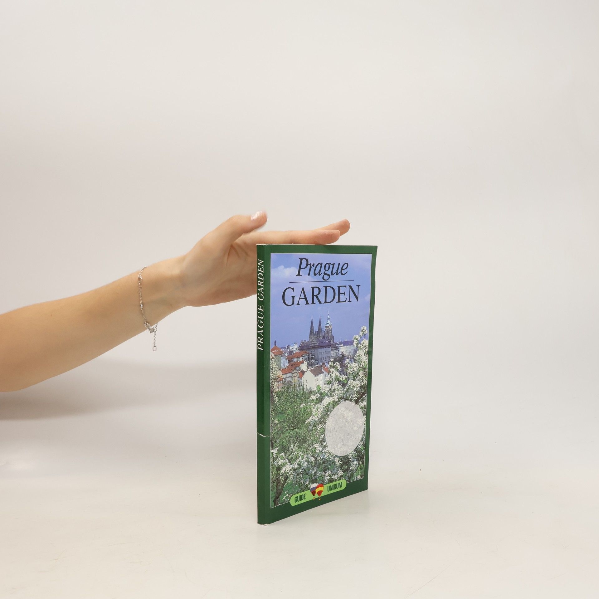 Eduard Škoda Prague garden: Illustrated guide