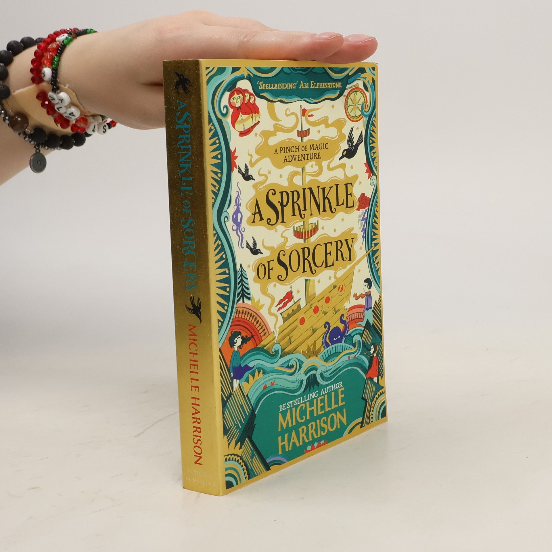 Michelle Harrison A missing sister,a magical island and ... a sprinkle of sorcery
