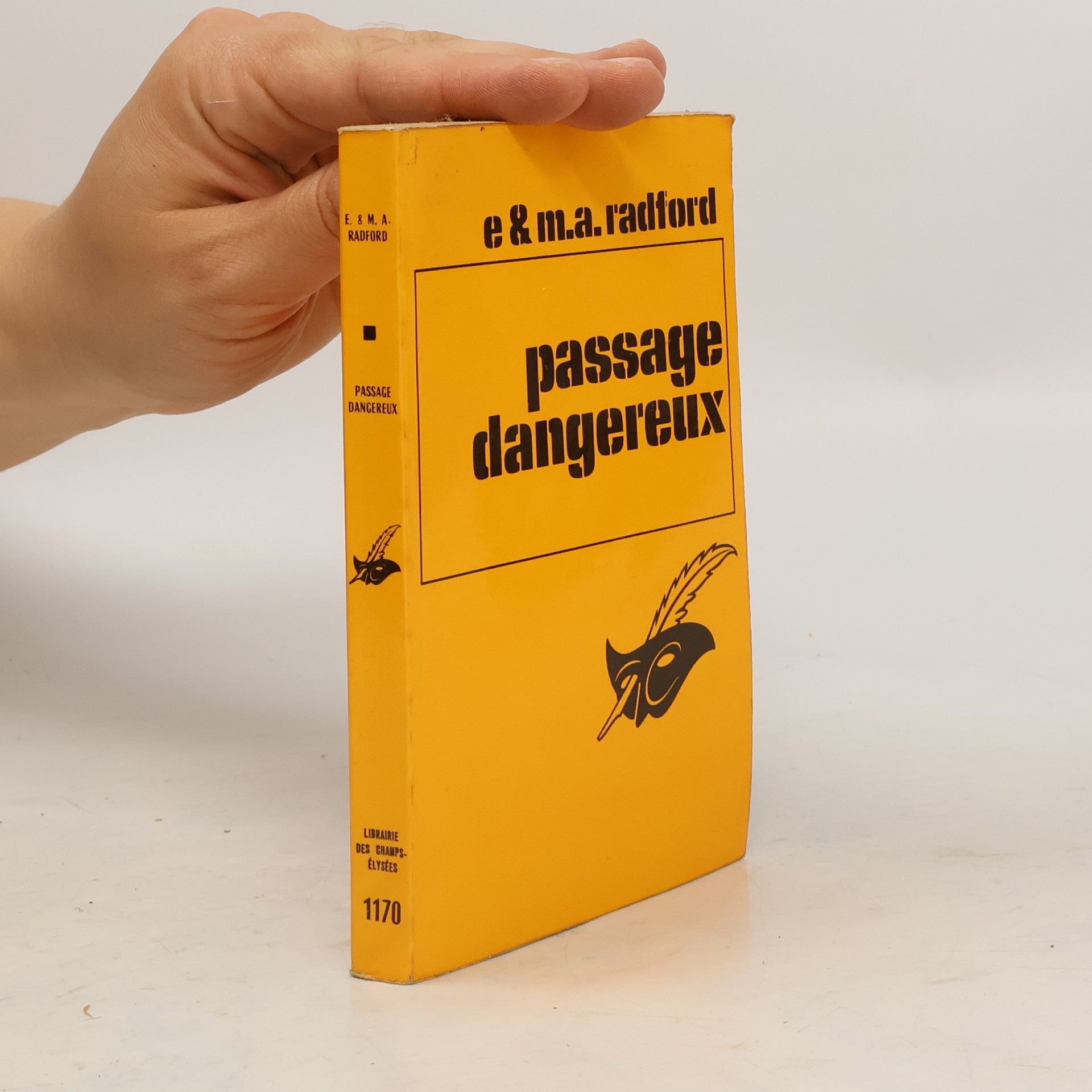 M. A. Radford Passage dangereux
