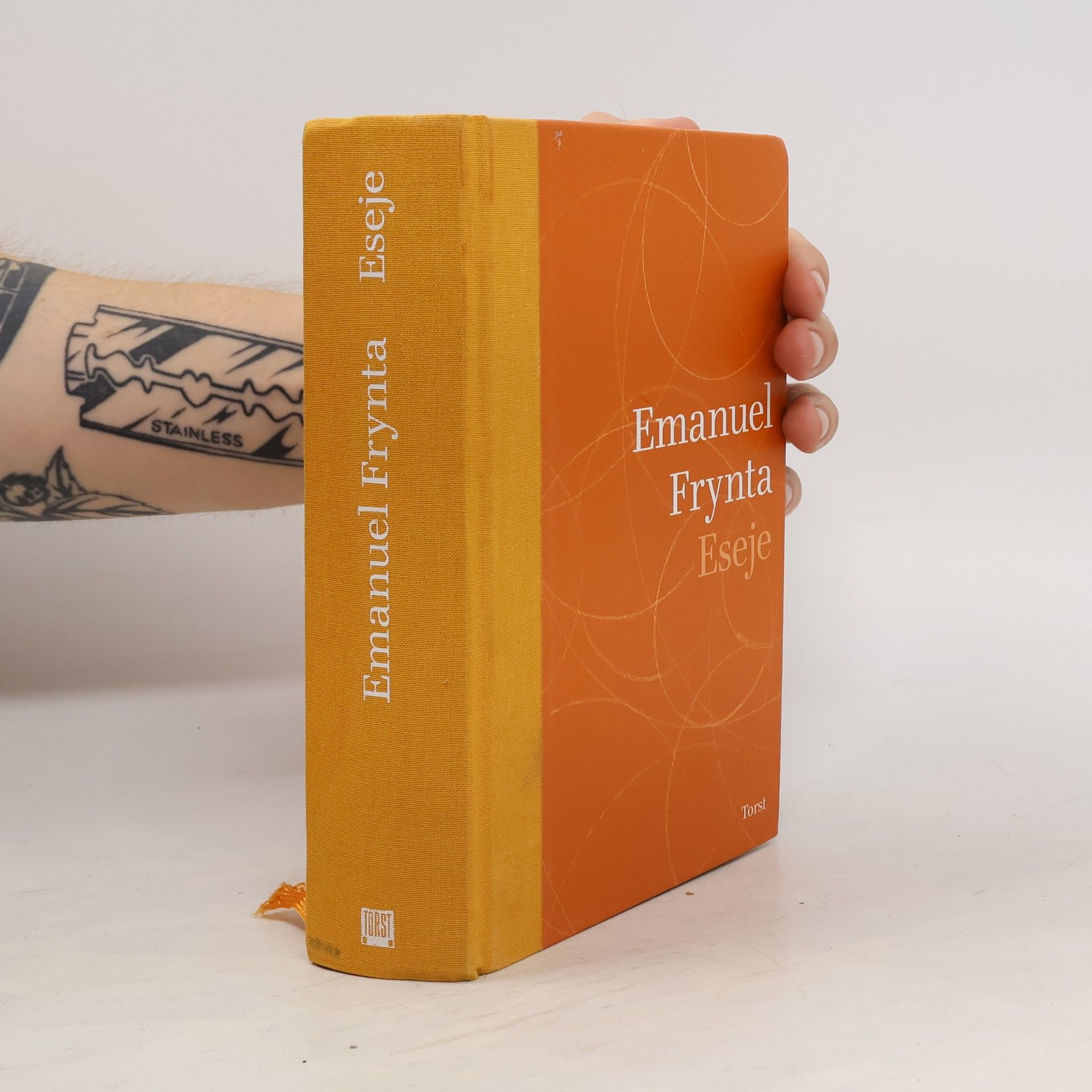 Emanuel Frynta Eseje