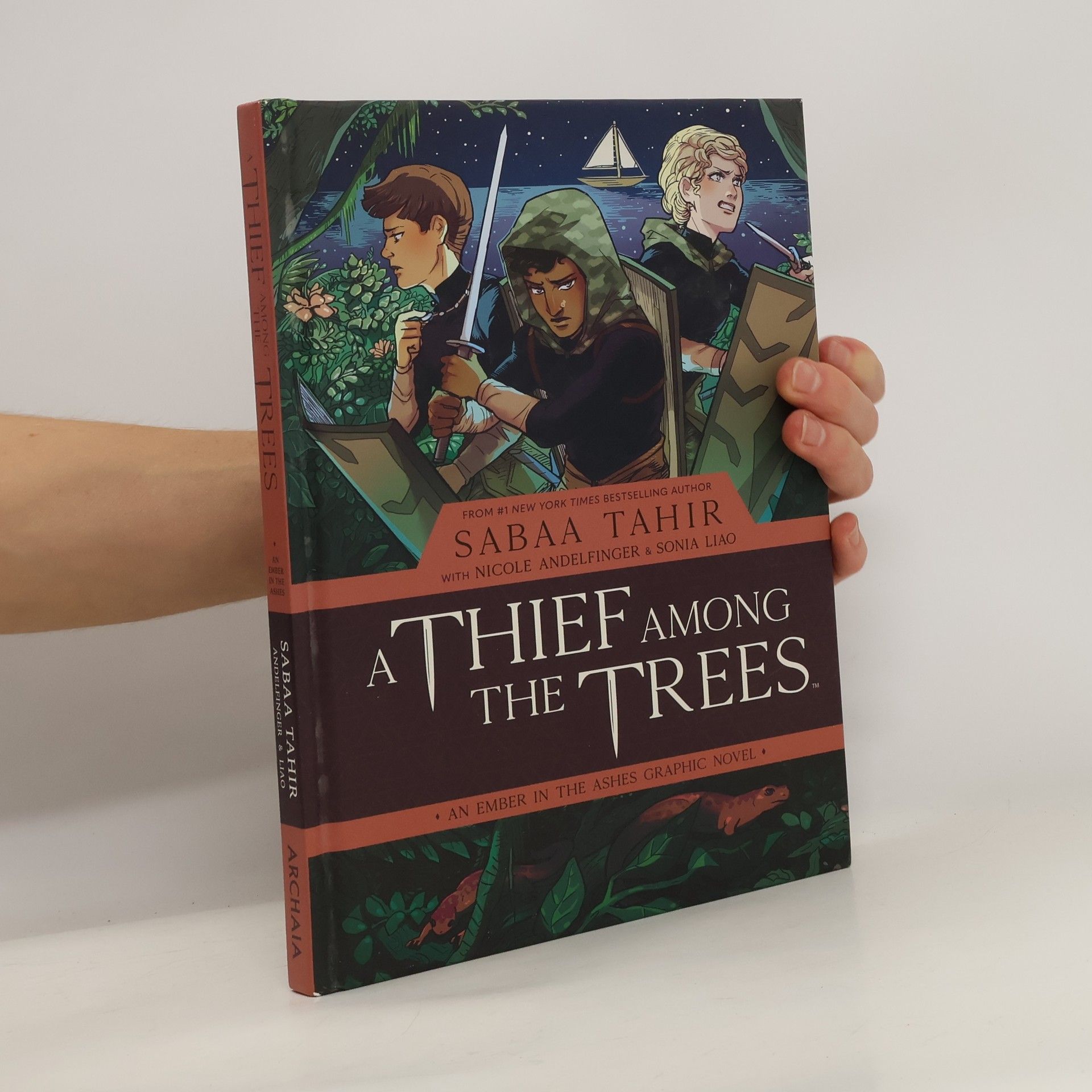 Sabaa Tahir A Thief Among the Trees