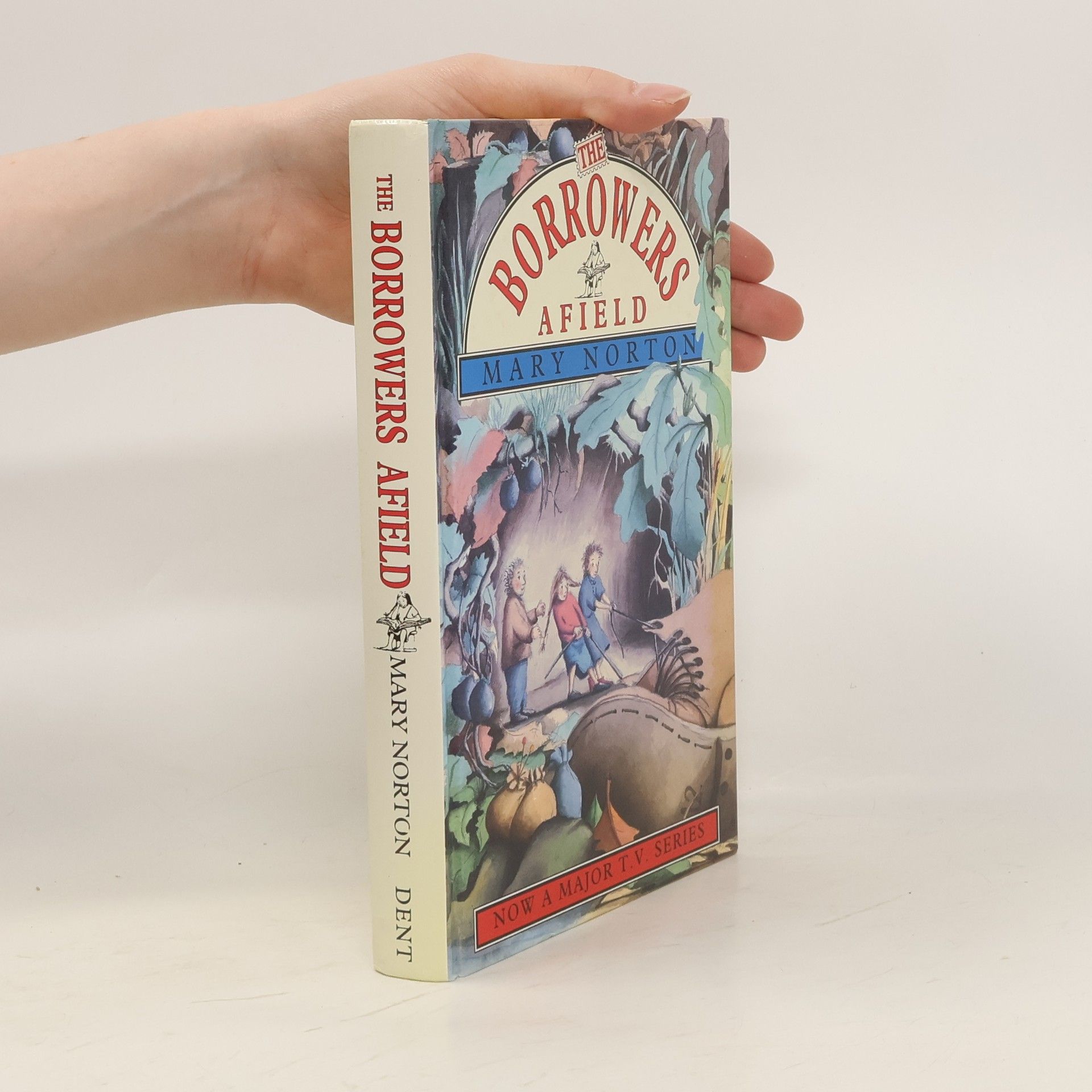 Mary Norton The Borrowers Afield