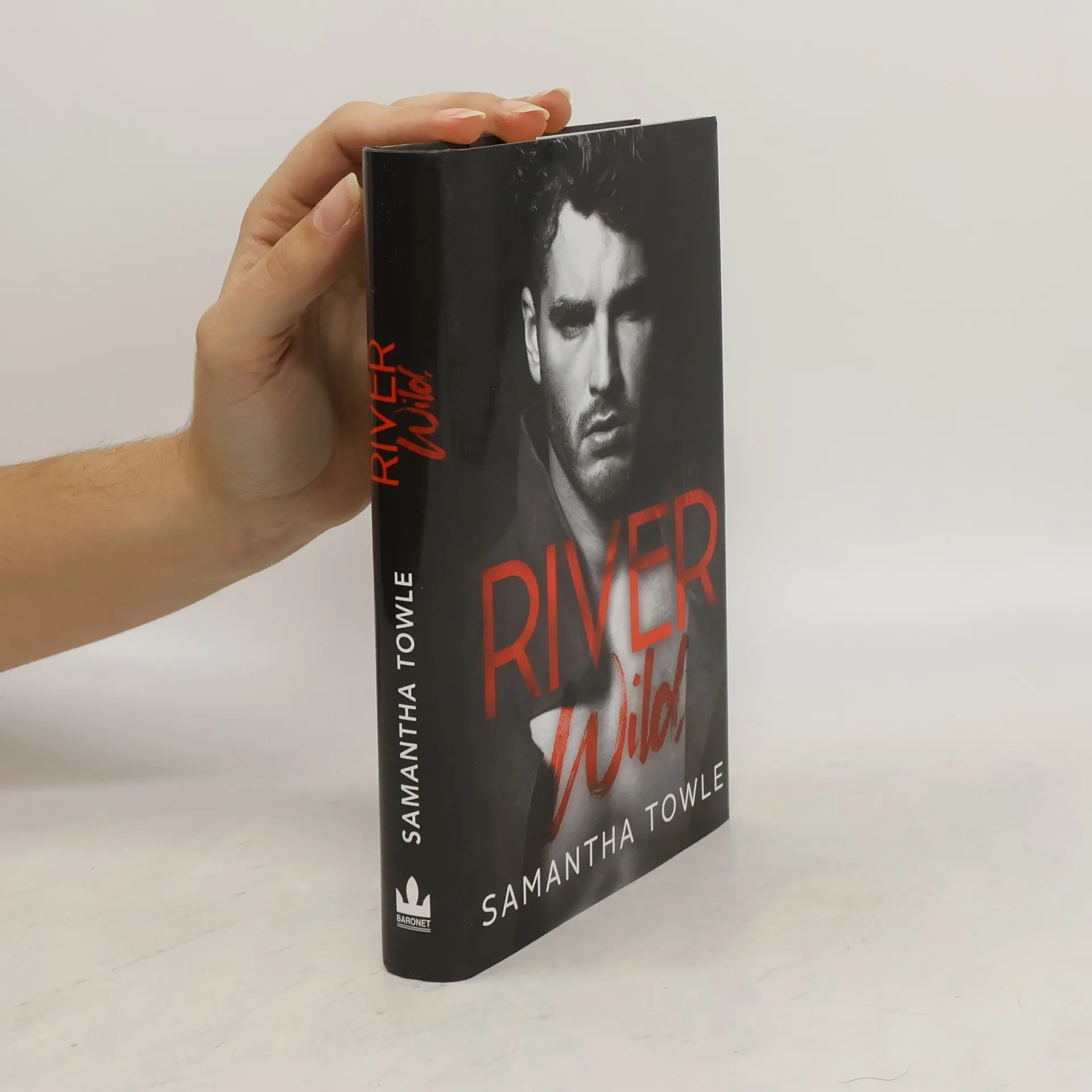 River Wild | Libro | Copertina rigida | Samantha Towle | CS