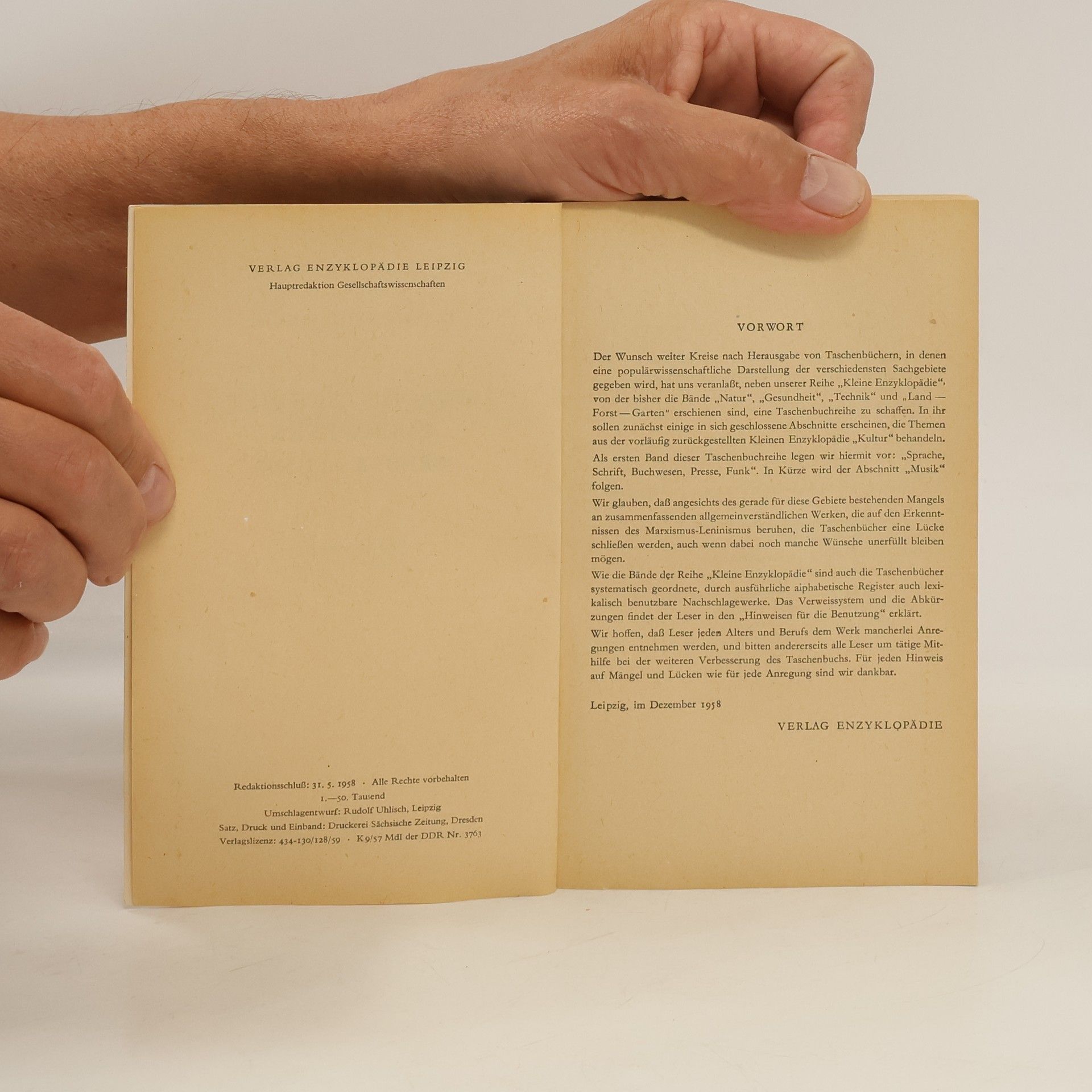 Kolektív autorov Kleine Enzyklopädie. Sprache. Schrift. Buchwesen. Presse. Funk