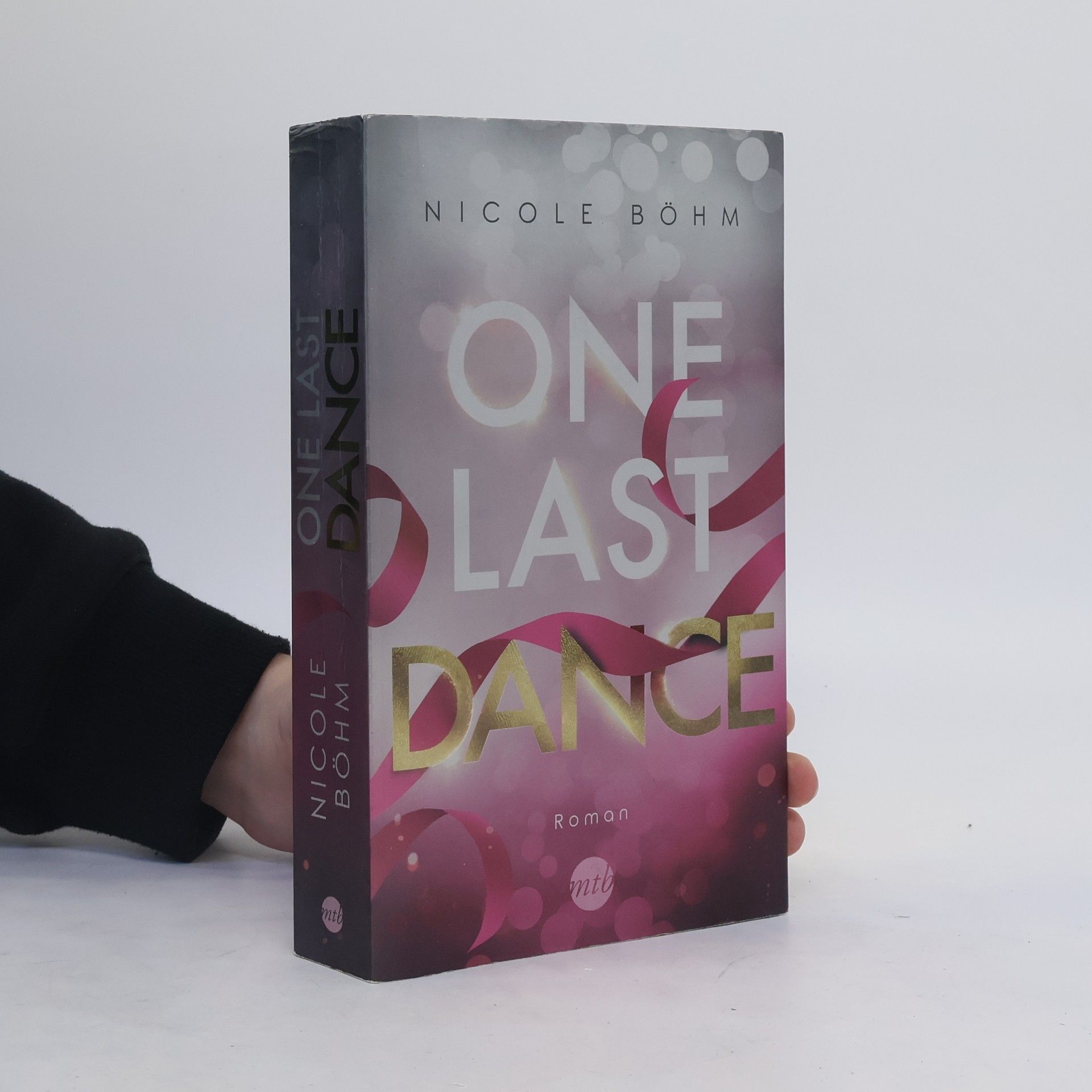 Nicole Böhm One Last Dance