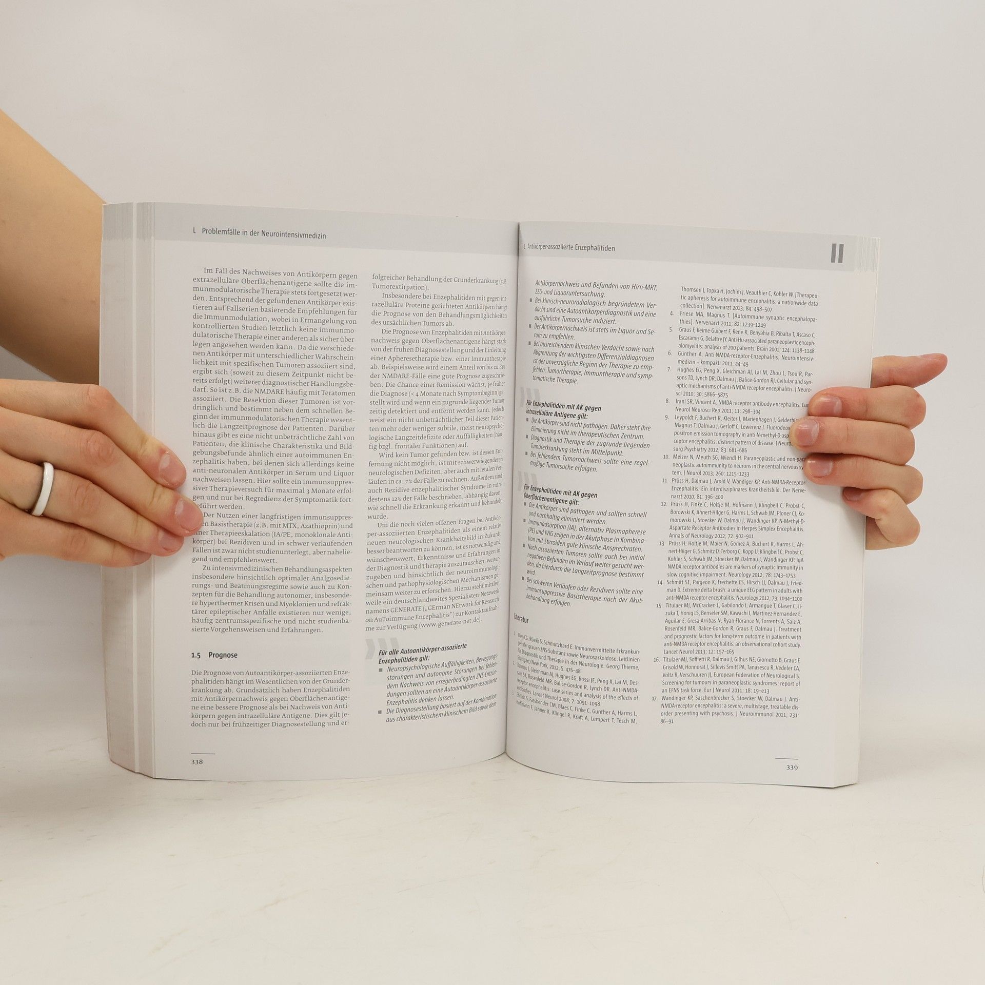 Various authors DIVI Jahrbuch 2014/2015