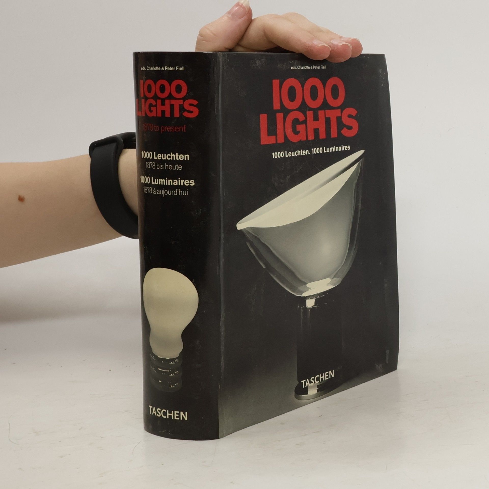 Charlotte Fiell 1000 lights